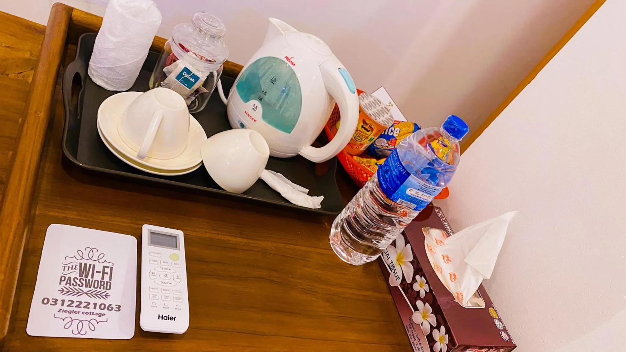 Coffee/tea facilities in Ziegler Cottage