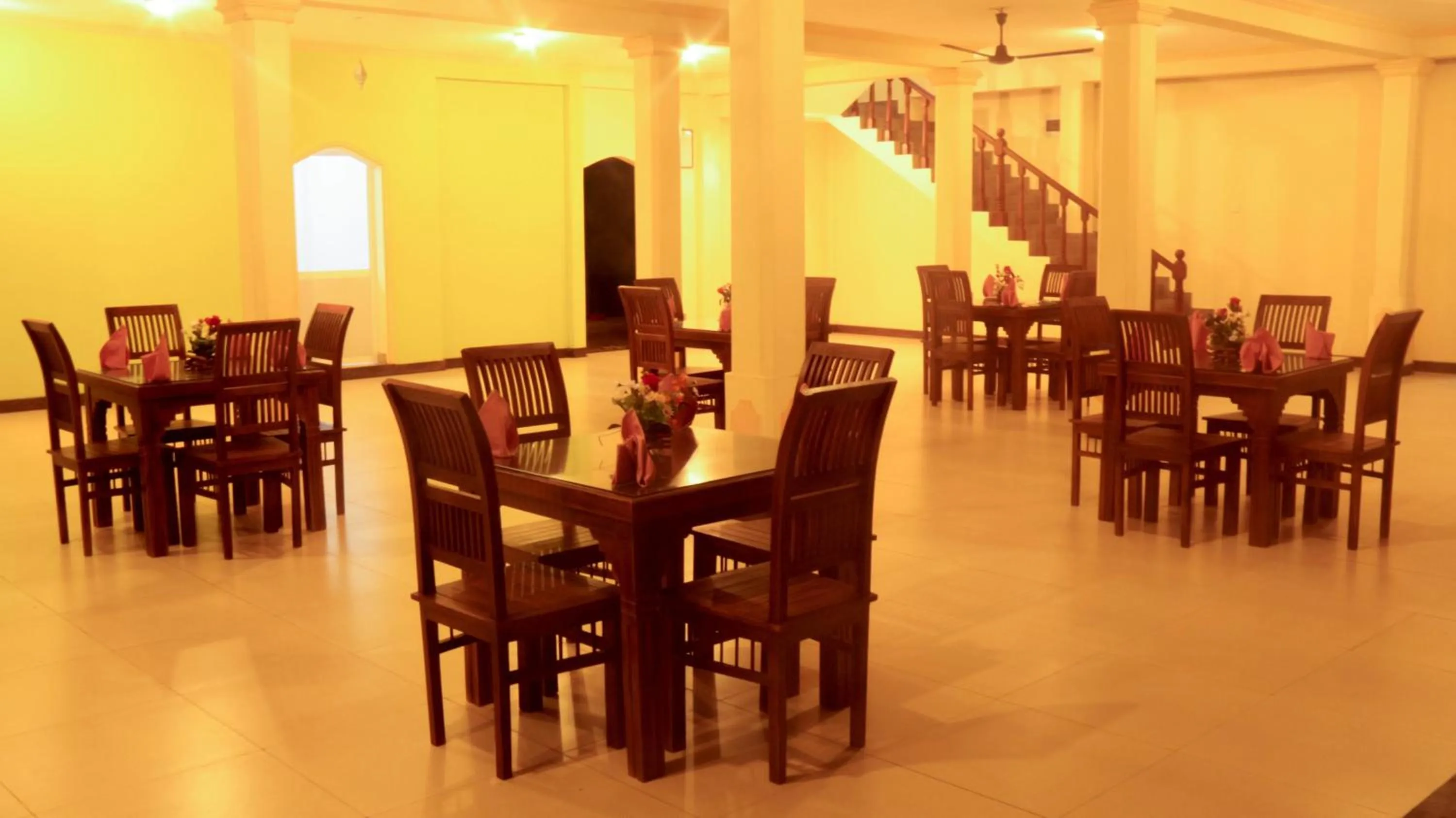 Restaurant/places to eat in Ziegler Cottage