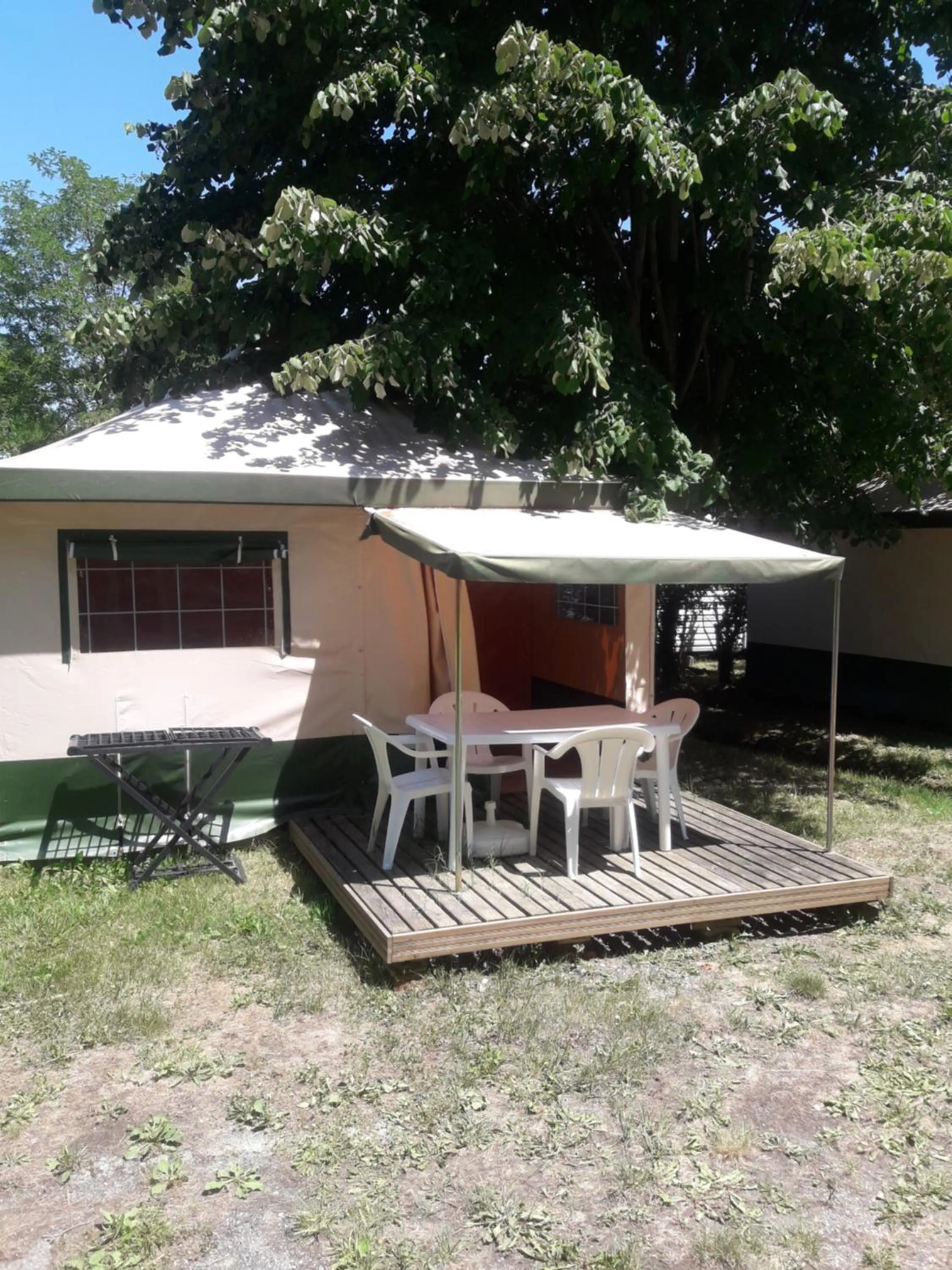 Photo of the whole room in La Bastide