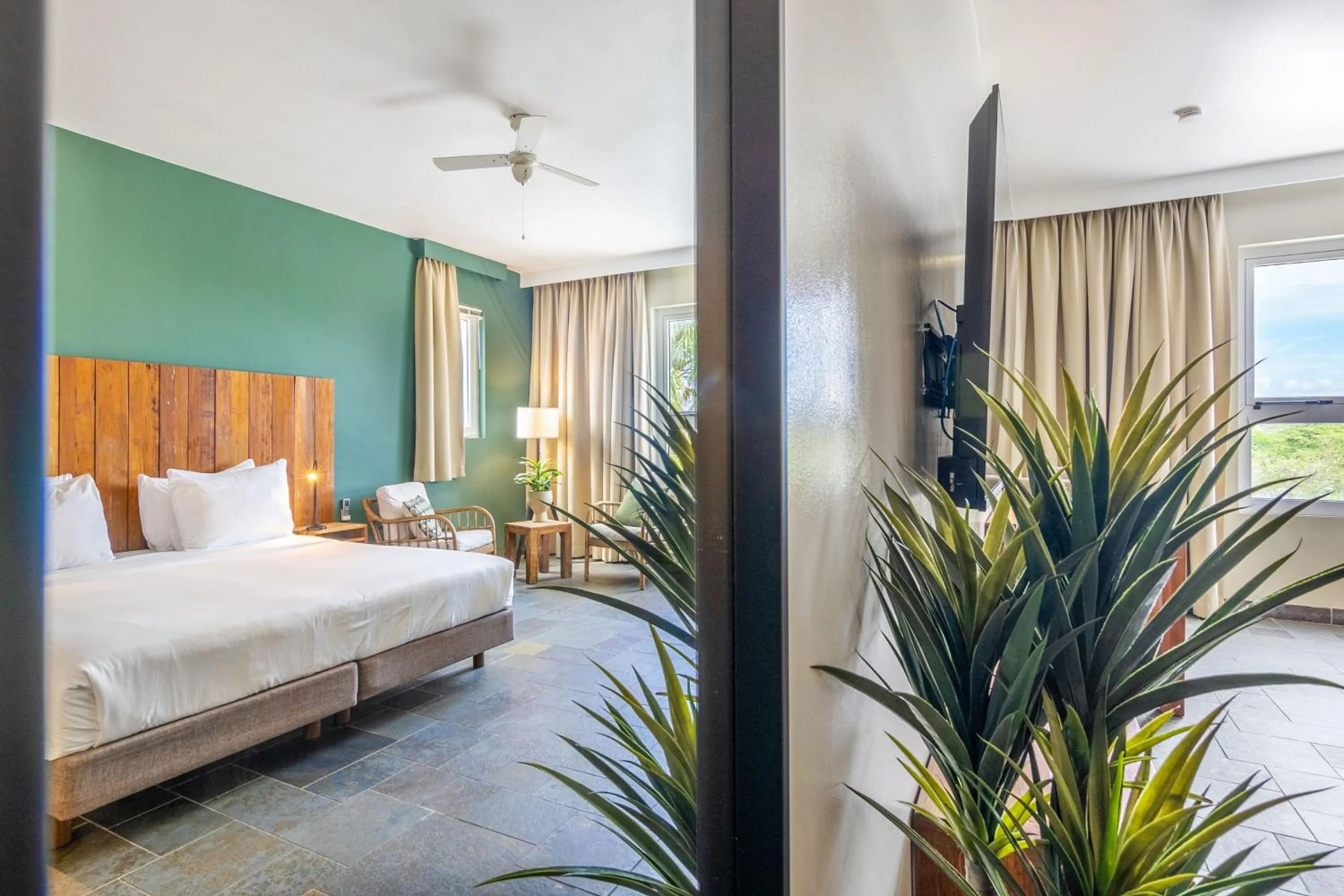 Bed in Bayside Boutique Hotel - Blue Bay Golf & Beach Resort