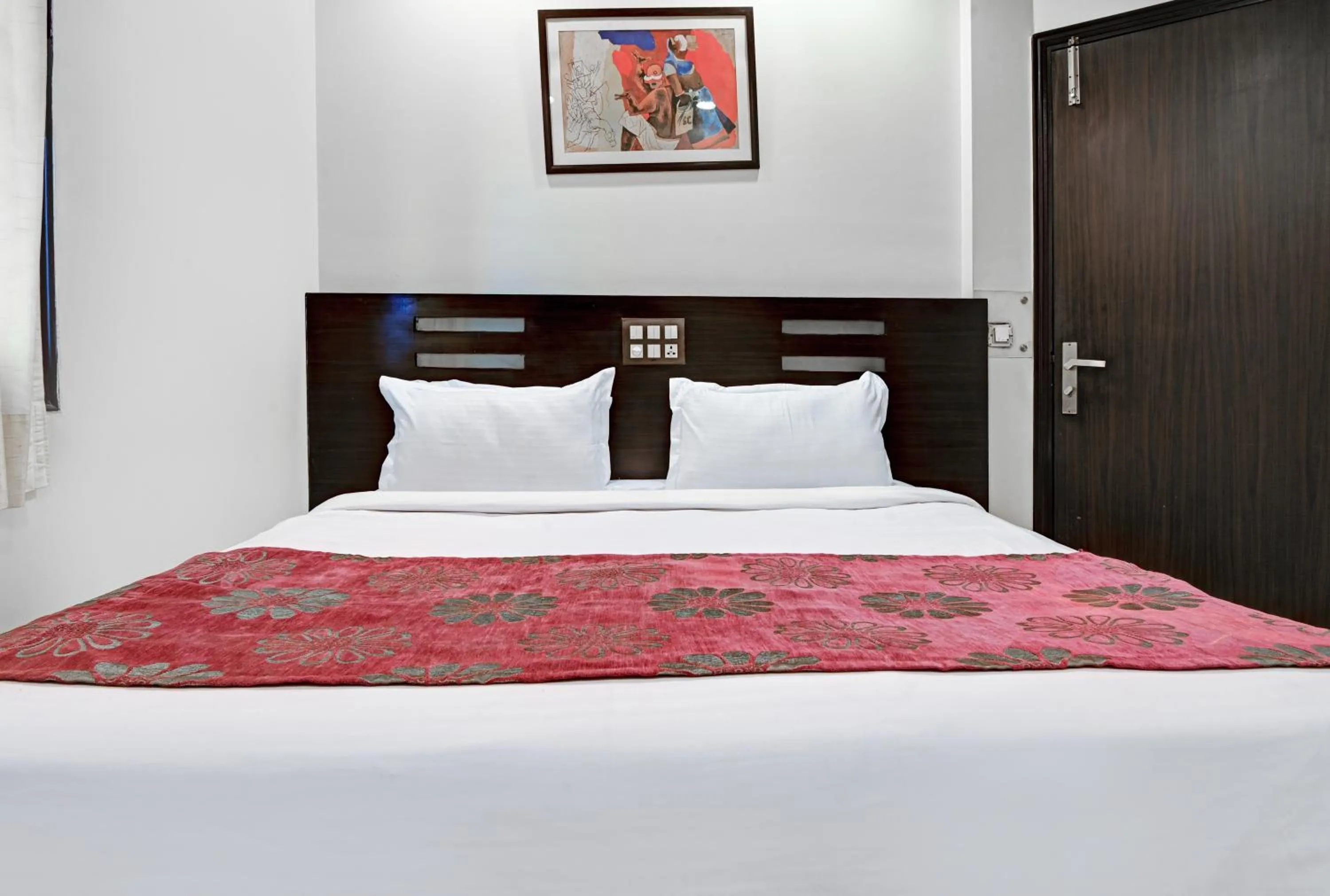 Bed in Hotel Amby Inn by Quadis - Lajpat Nagar