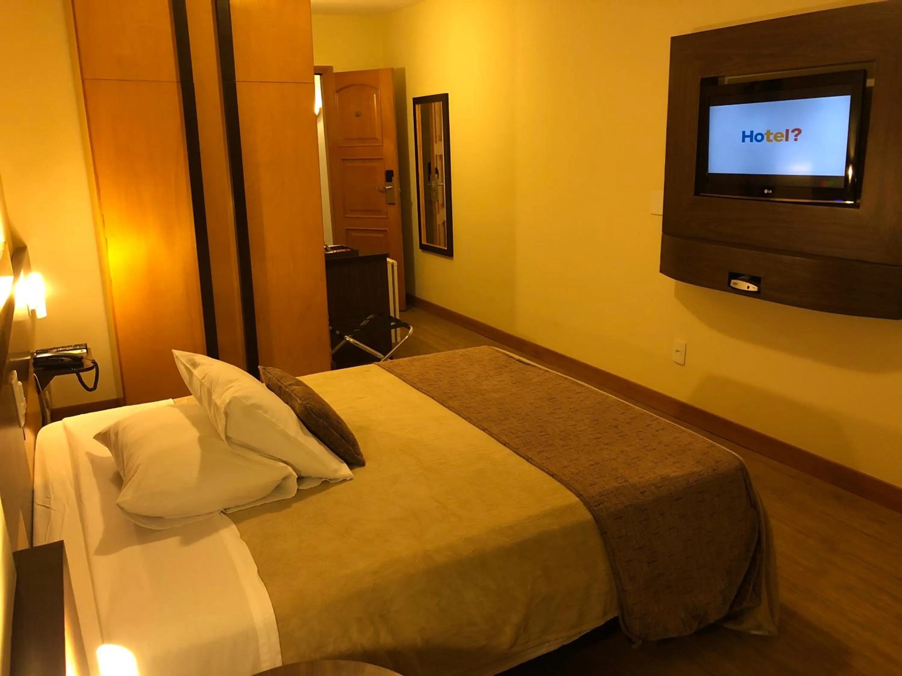 Bed in Gran Continental Hotel Taubaté