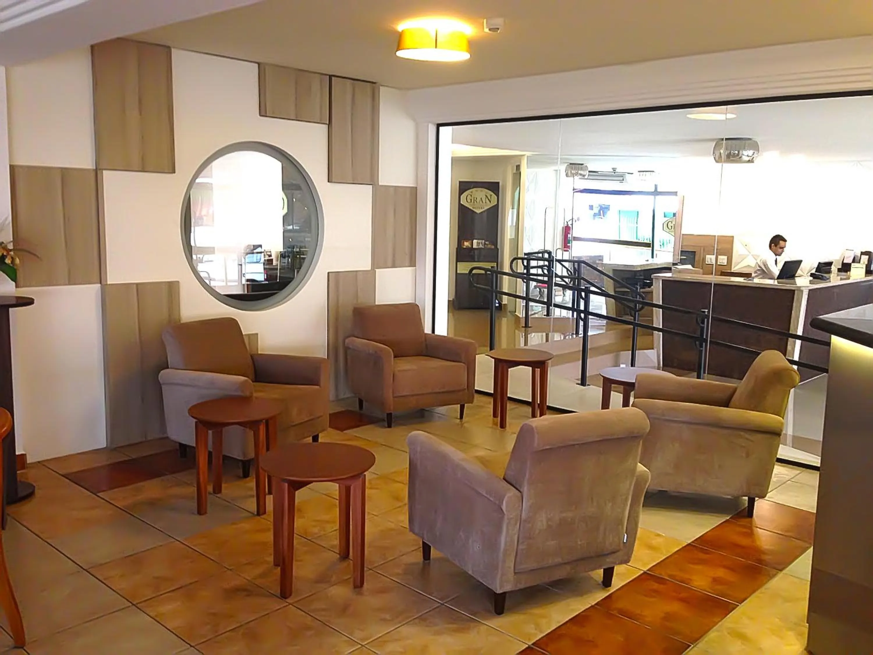 Restaurant/places to eat in Gran Continental Hotel Taubaté