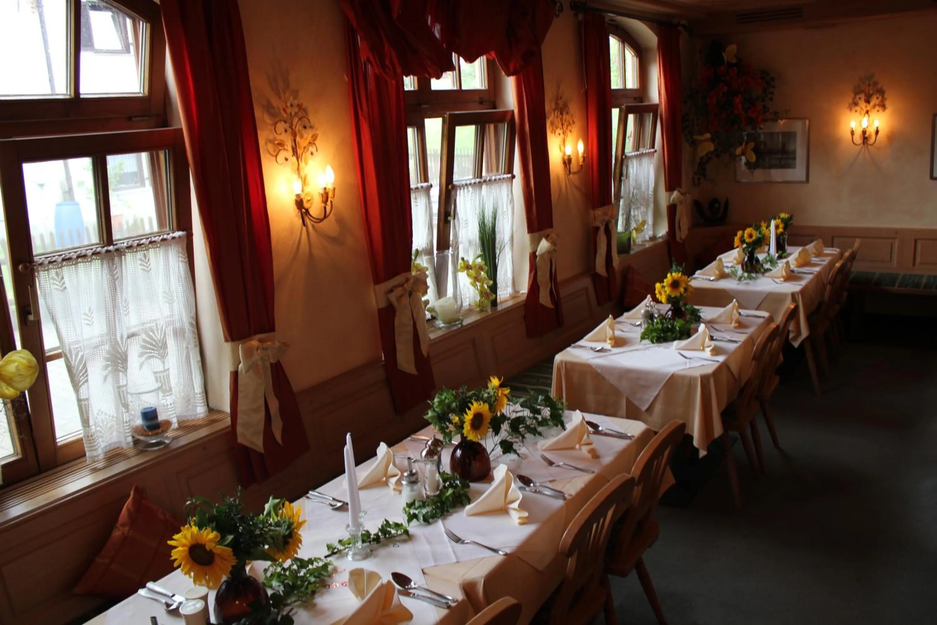 Restaurant/places to eat in Landgasthaus & Hotel Kurfer Hof