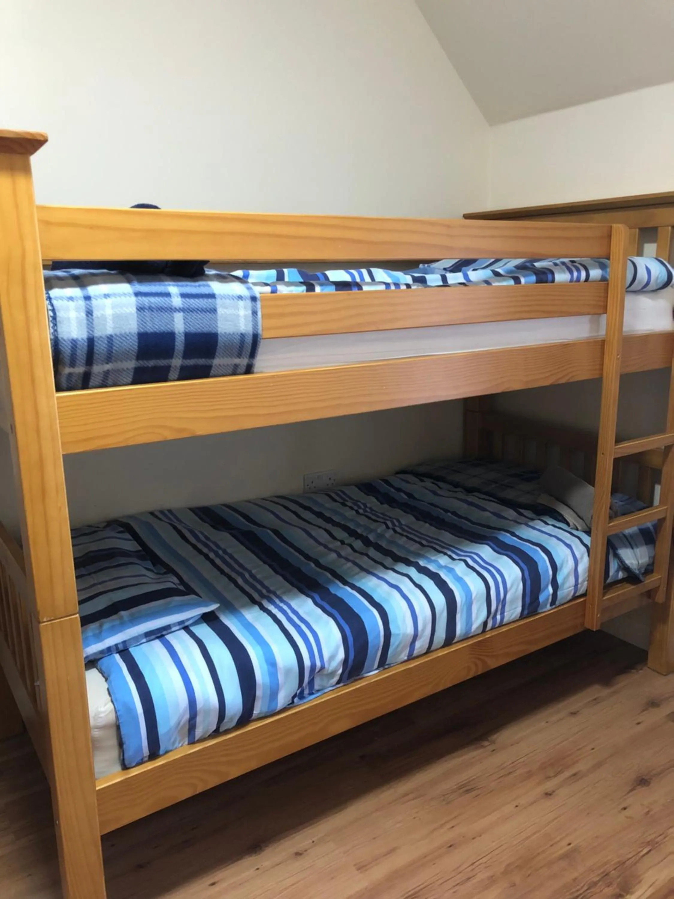 Bed in 1 Lochness Rooms&Hostel