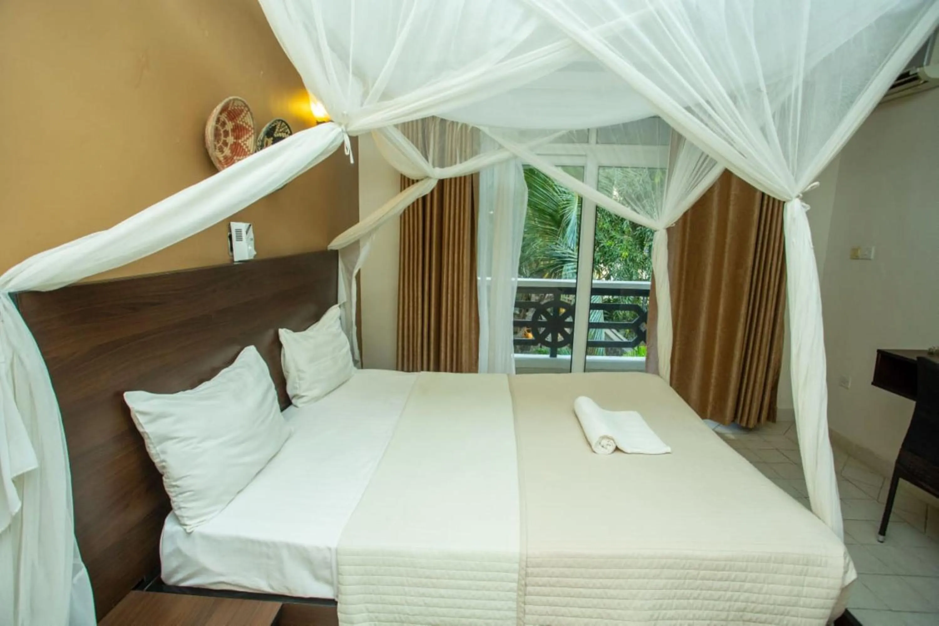 Bedroom, Bed in Gasaro Hotel