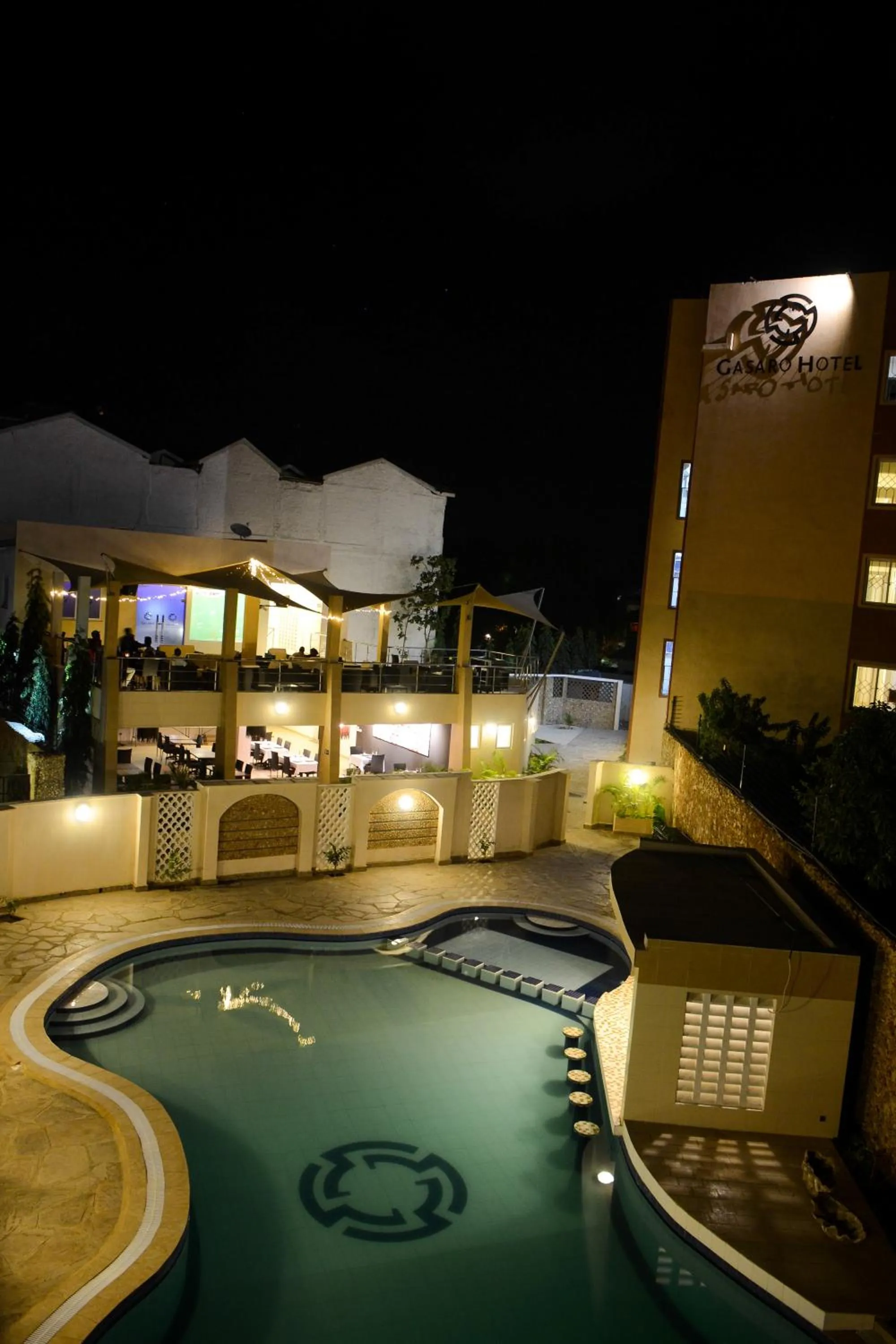 Facade/entrance in Gasaro Hotel