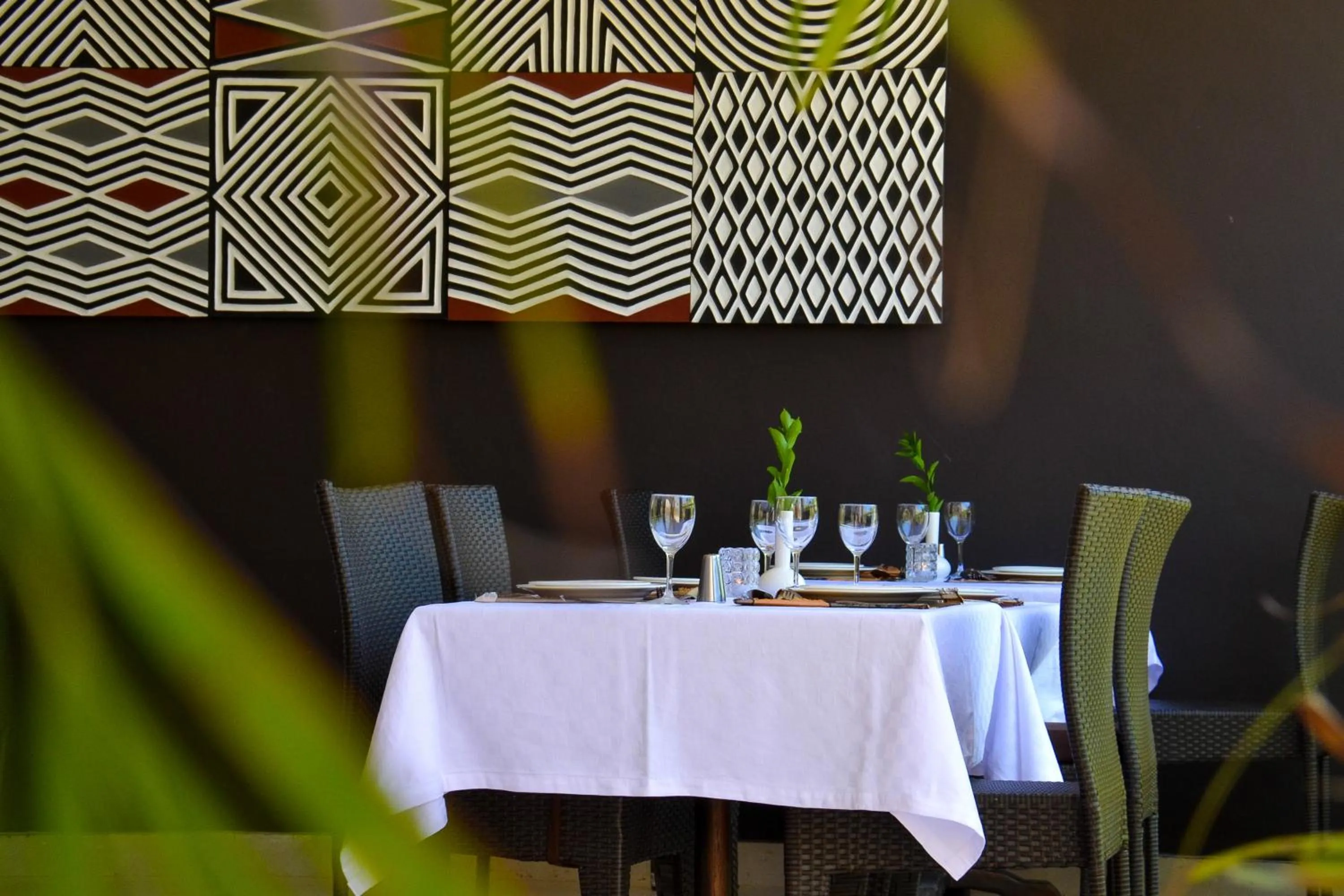 Restaurant/places to eat in Gasaro Hotel