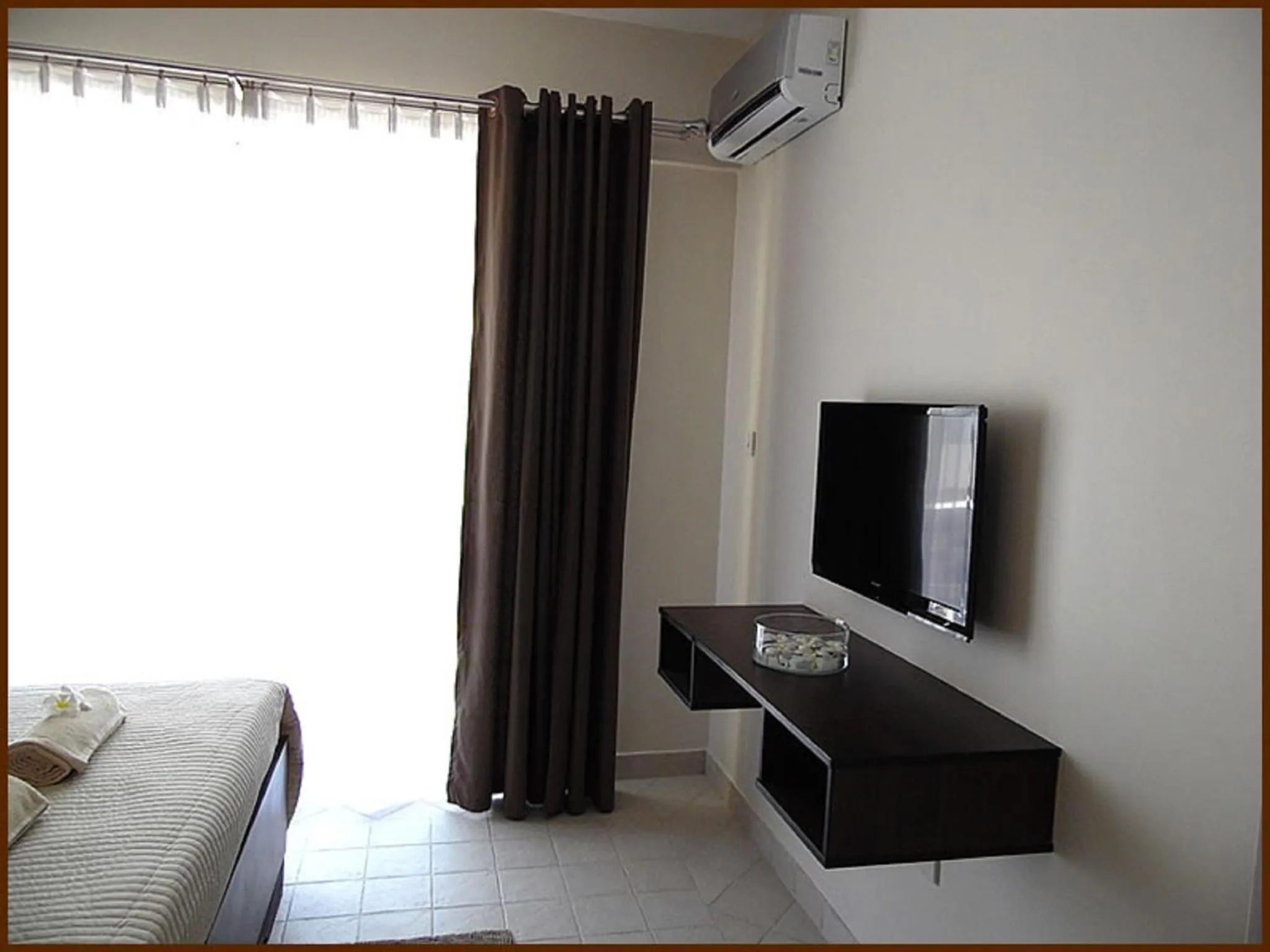 TV and multimedia in Gasaro Hotel