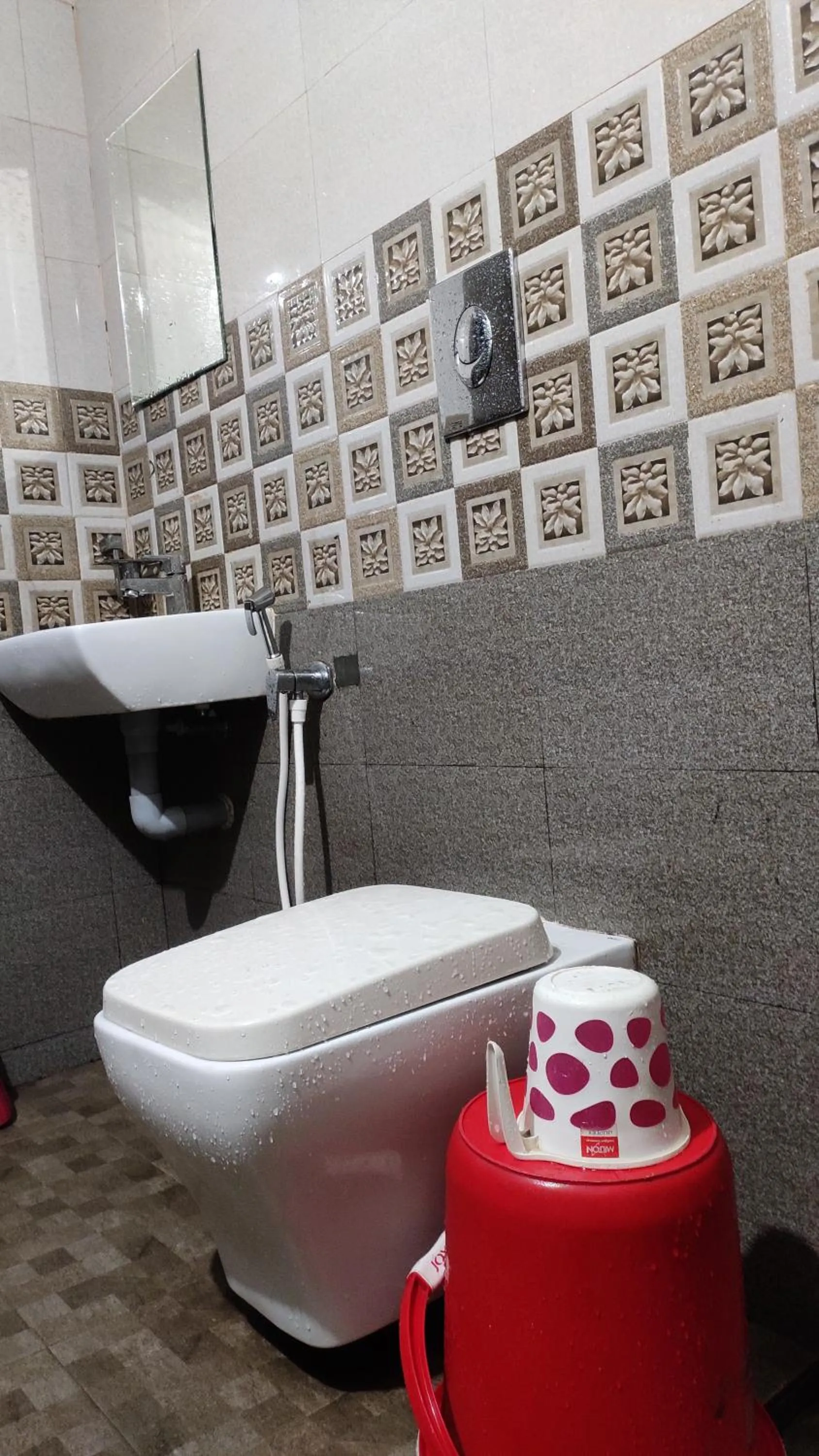 Bathroom in Khaleej Residency