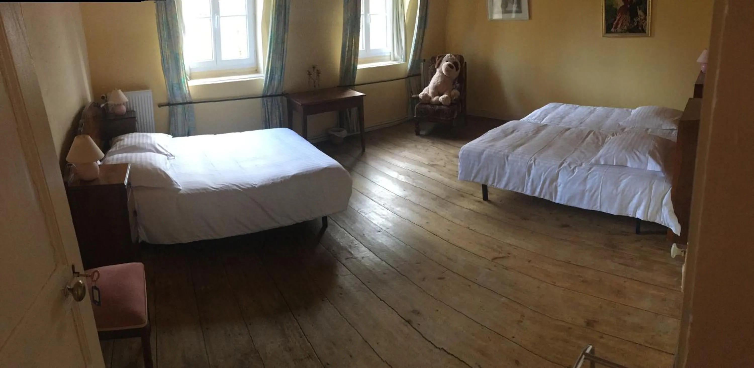 Bedroom, Bed in Chateau De Grosfy