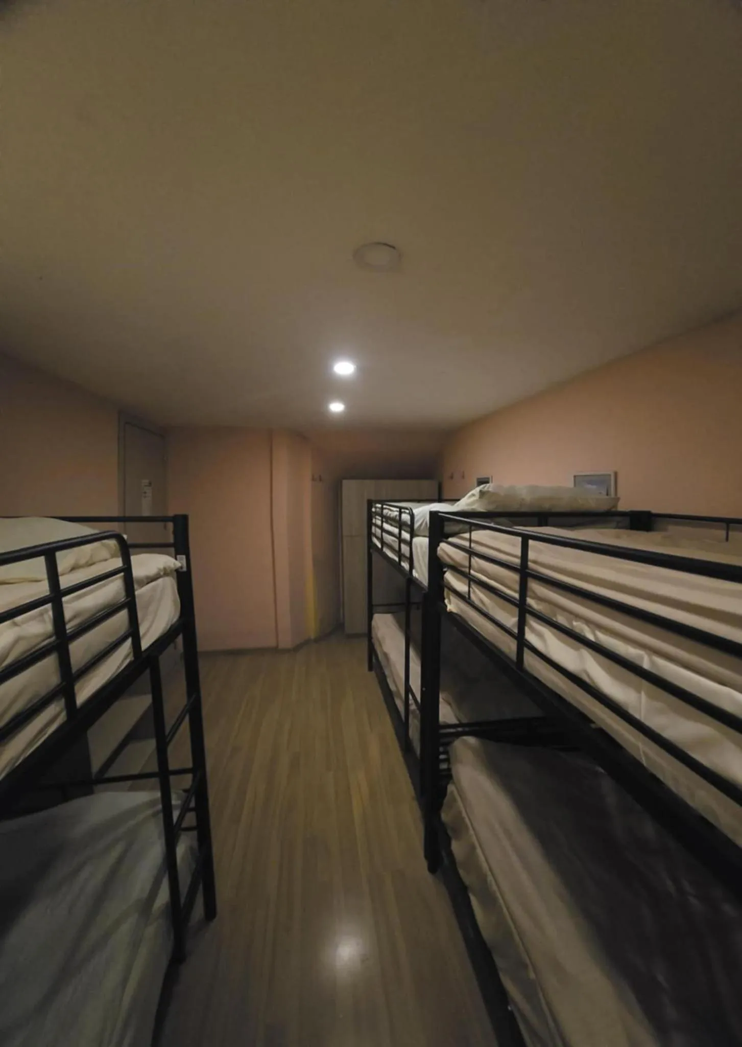 bunk bed, Bed in Galaxy Hostel