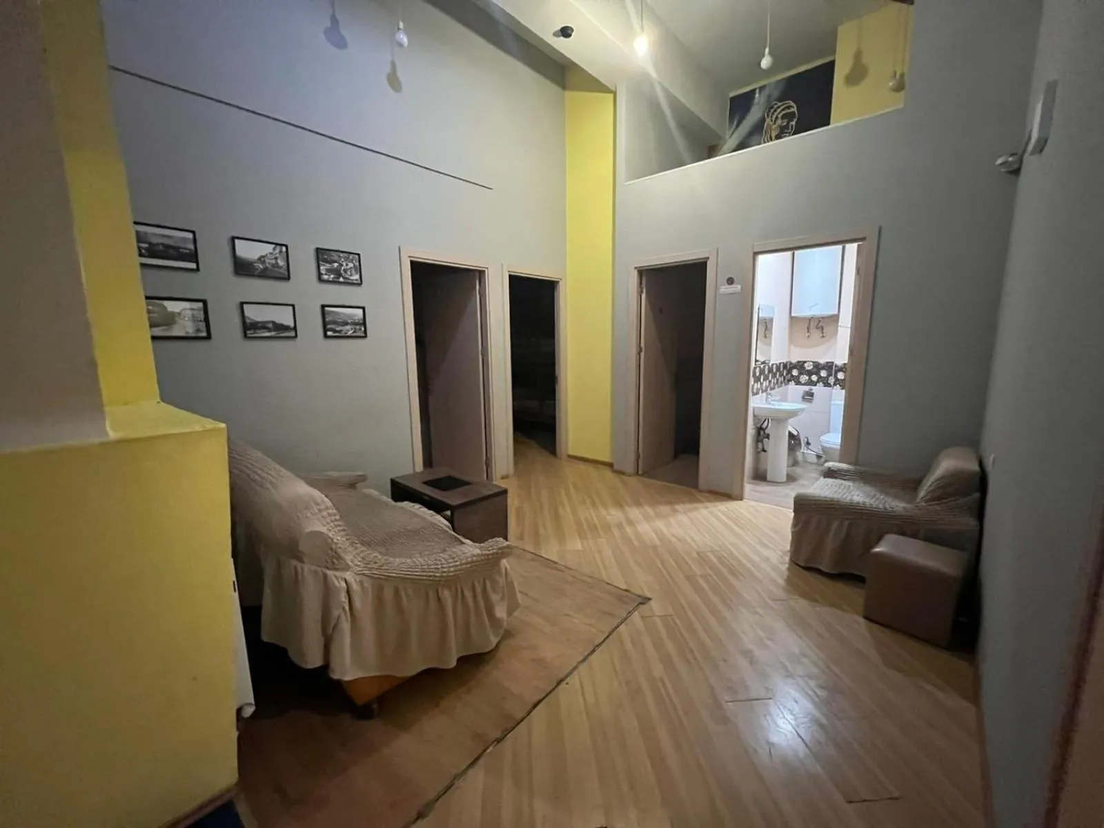 Bathroom, Bed in Galaxy Hostel