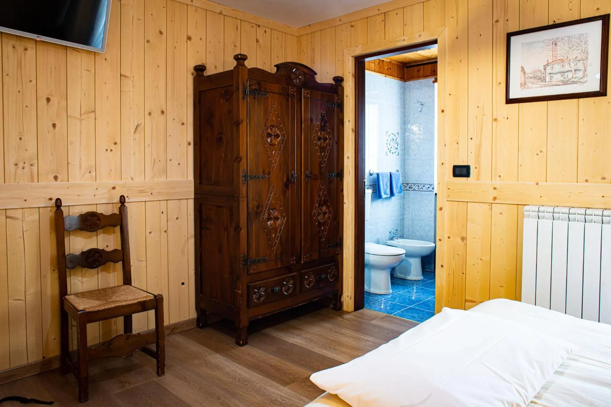 Toilet, Bed in Santa San