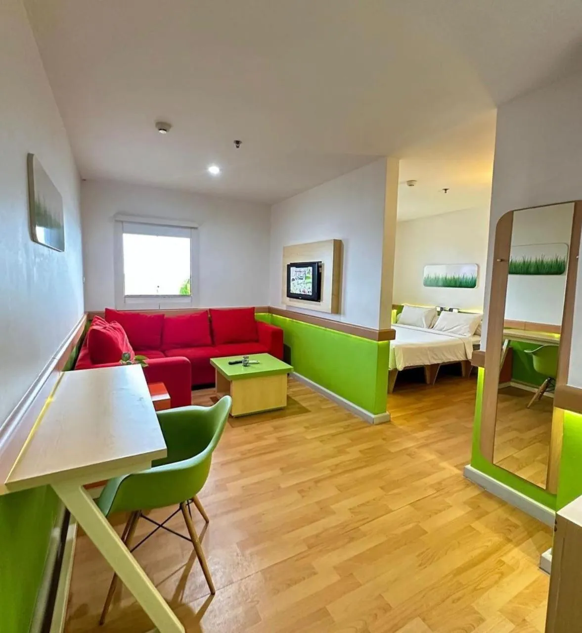 Living room, Bed in Cordia Hotel Surabaya Airport - Hotel Dalam Bandara