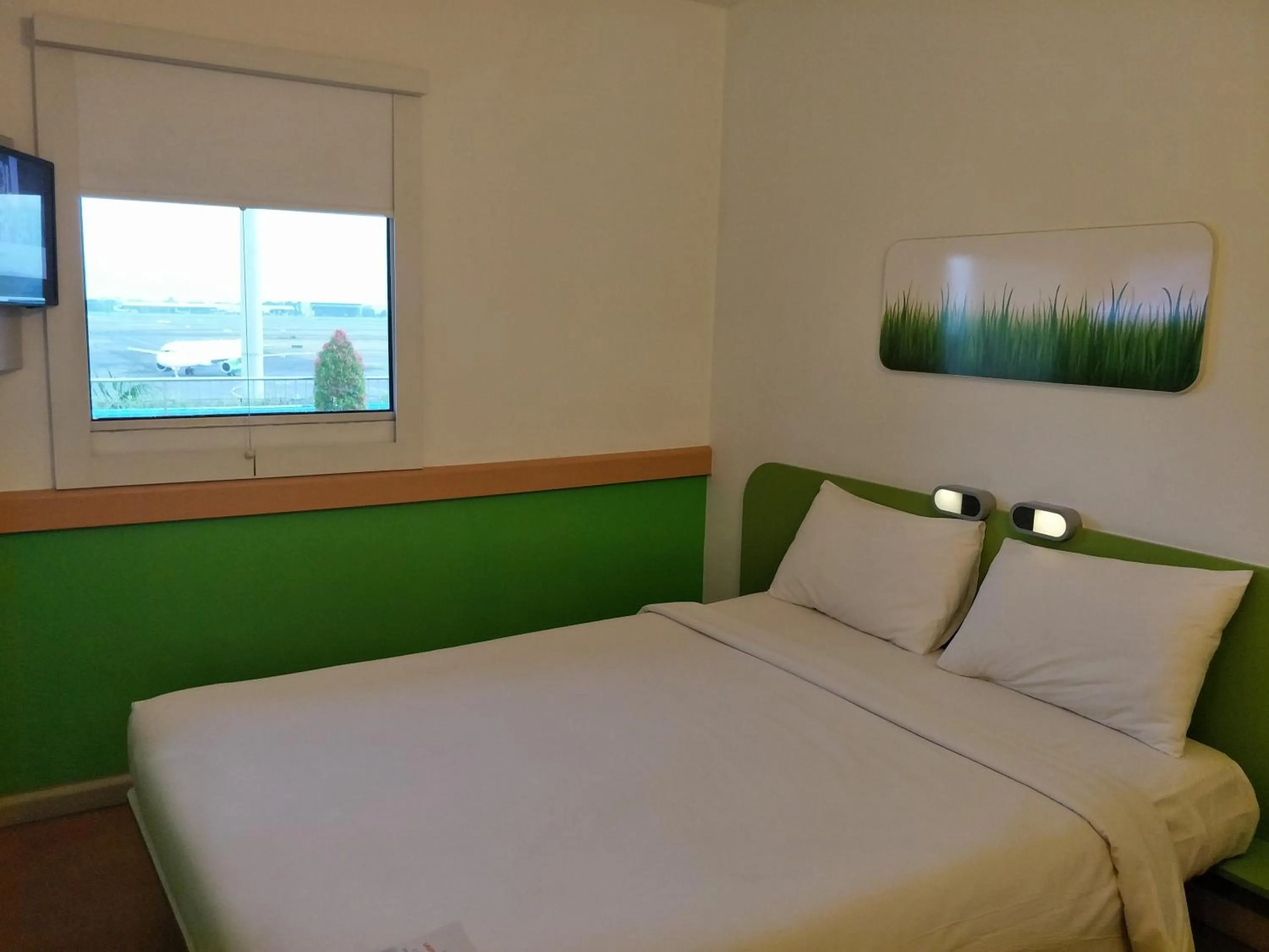 Bed in Cordia Hotel Surabaya Airport - Hotel Dalam Bandara