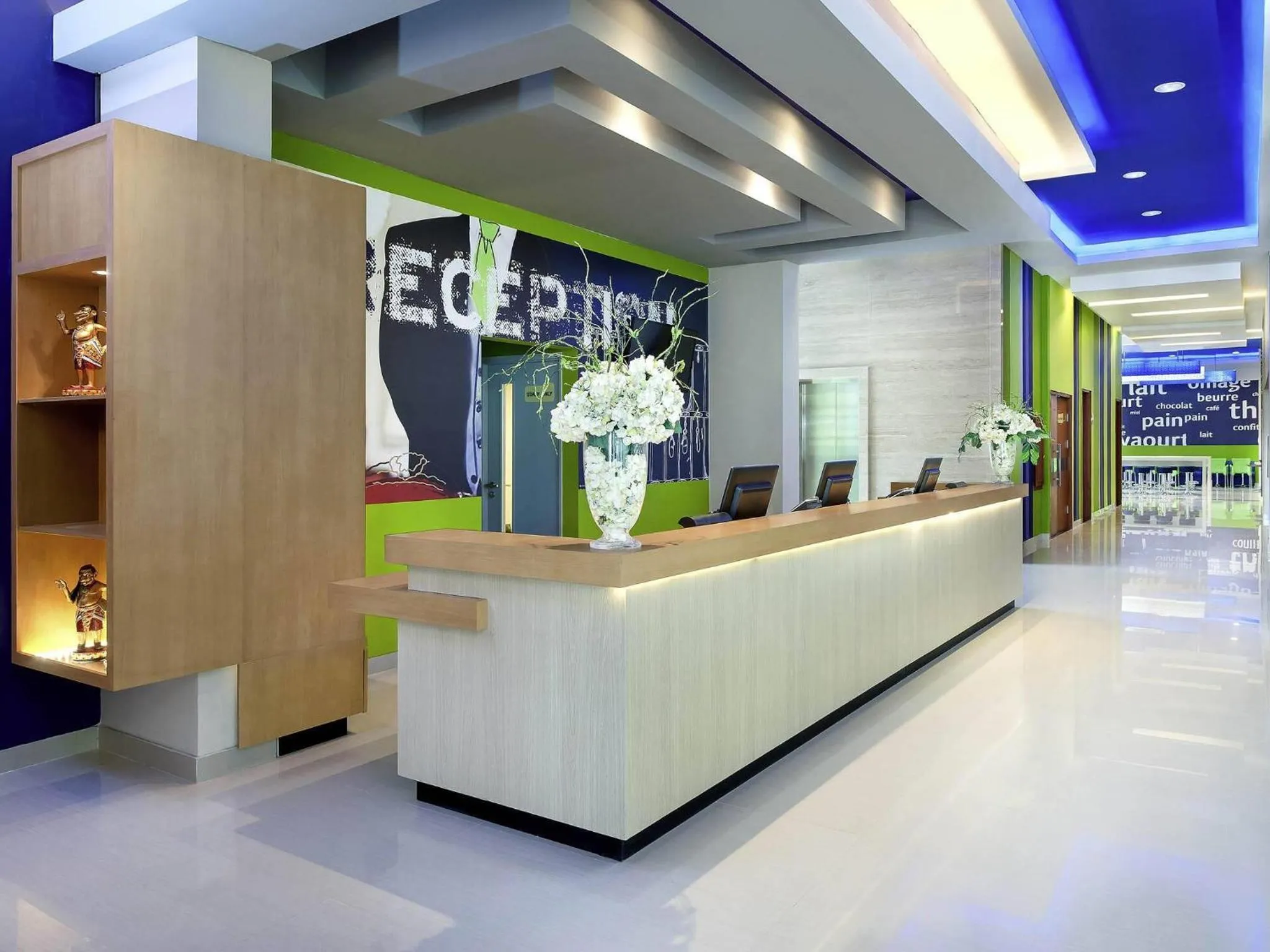 Property building in Ibis Budget Semarang Tendean