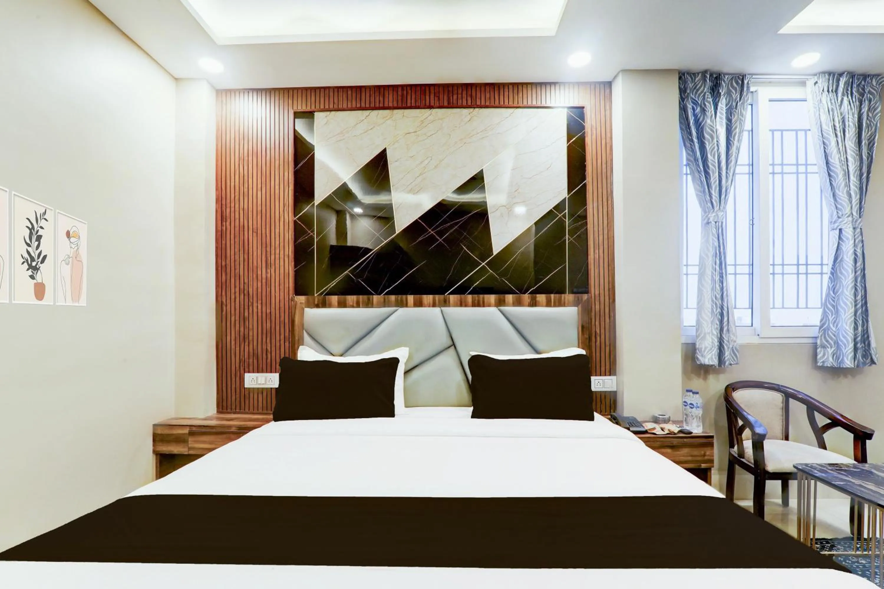 Bedroom, Bed in Hotel O Green High