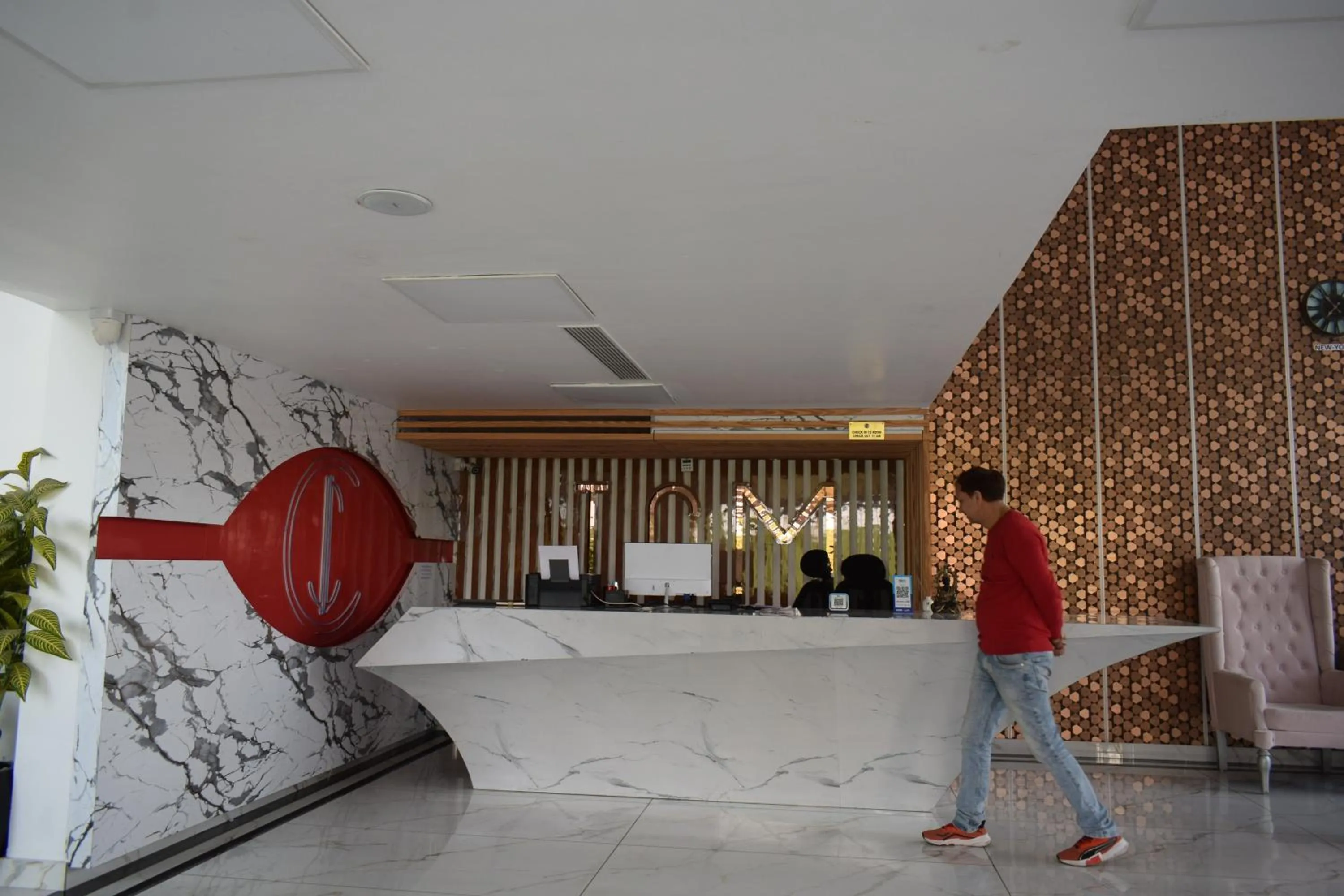 Lobby or reception in Country Ambience Hotel By Jags City Mall
