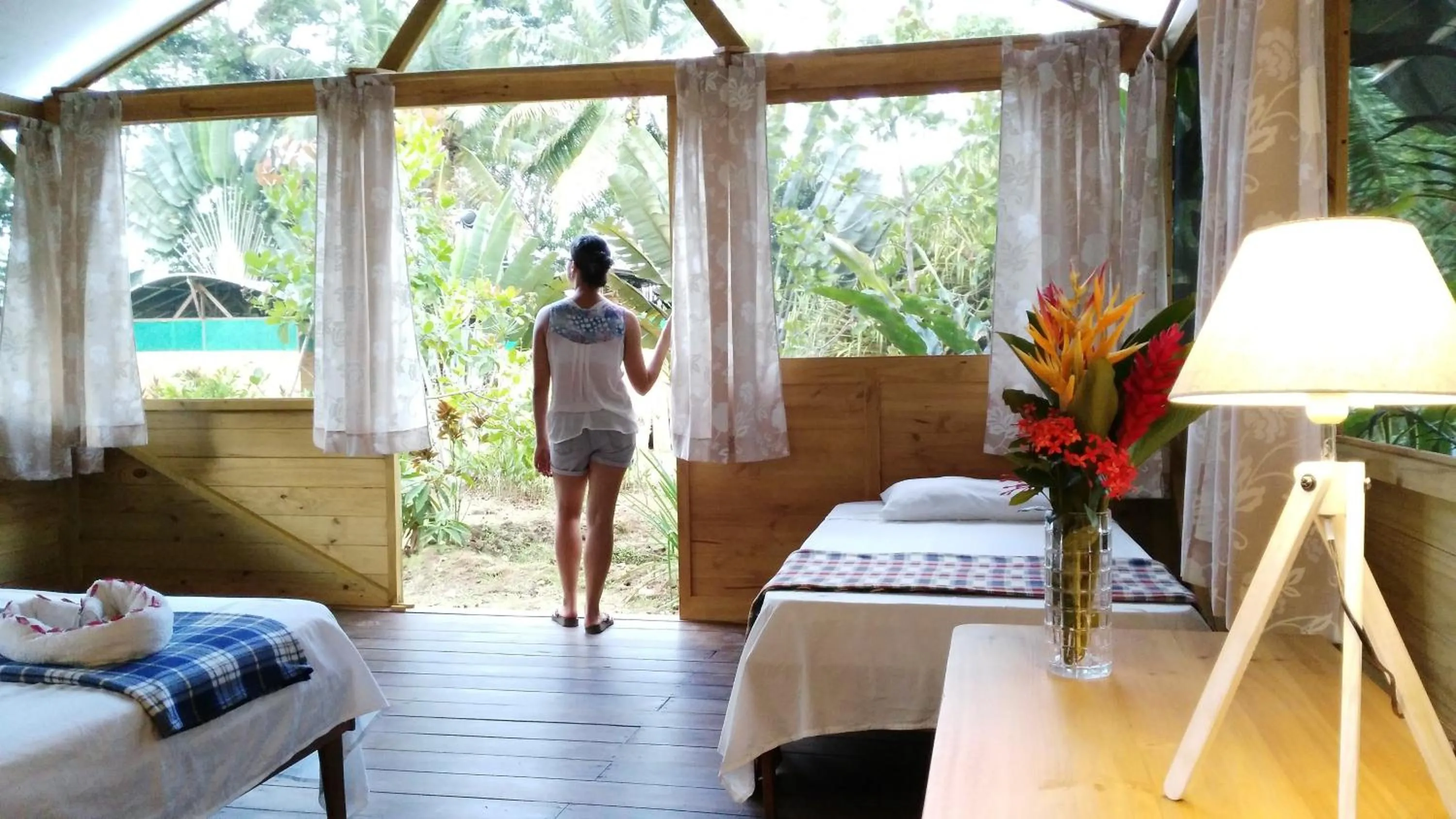 Bedroom, Bed in Lirio Lodge