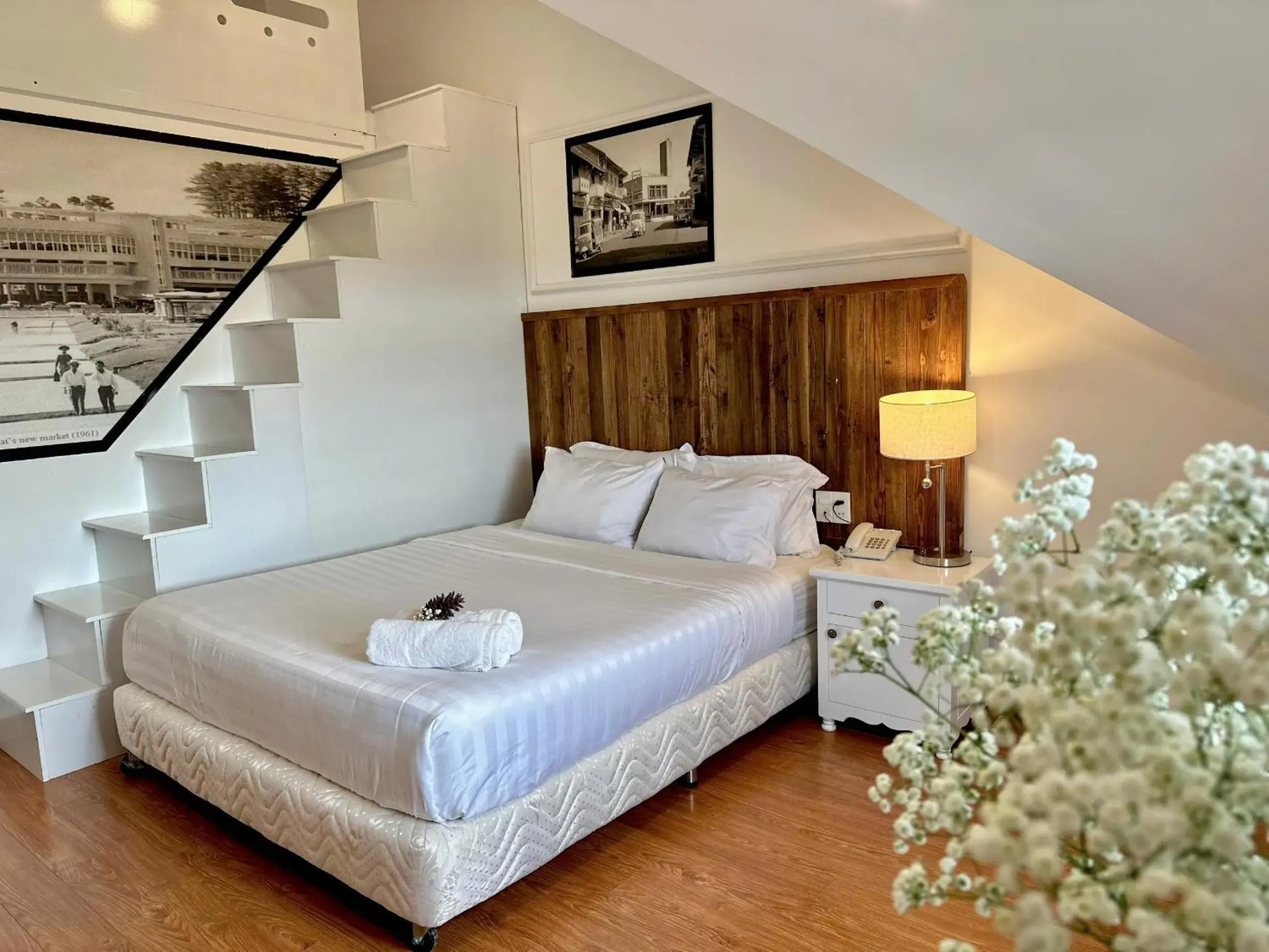 Triple Room with City View in Moc Nha Minh Hotel Da Lat Triple Room with City View in Moc Nha Minh Hotel Da Lat