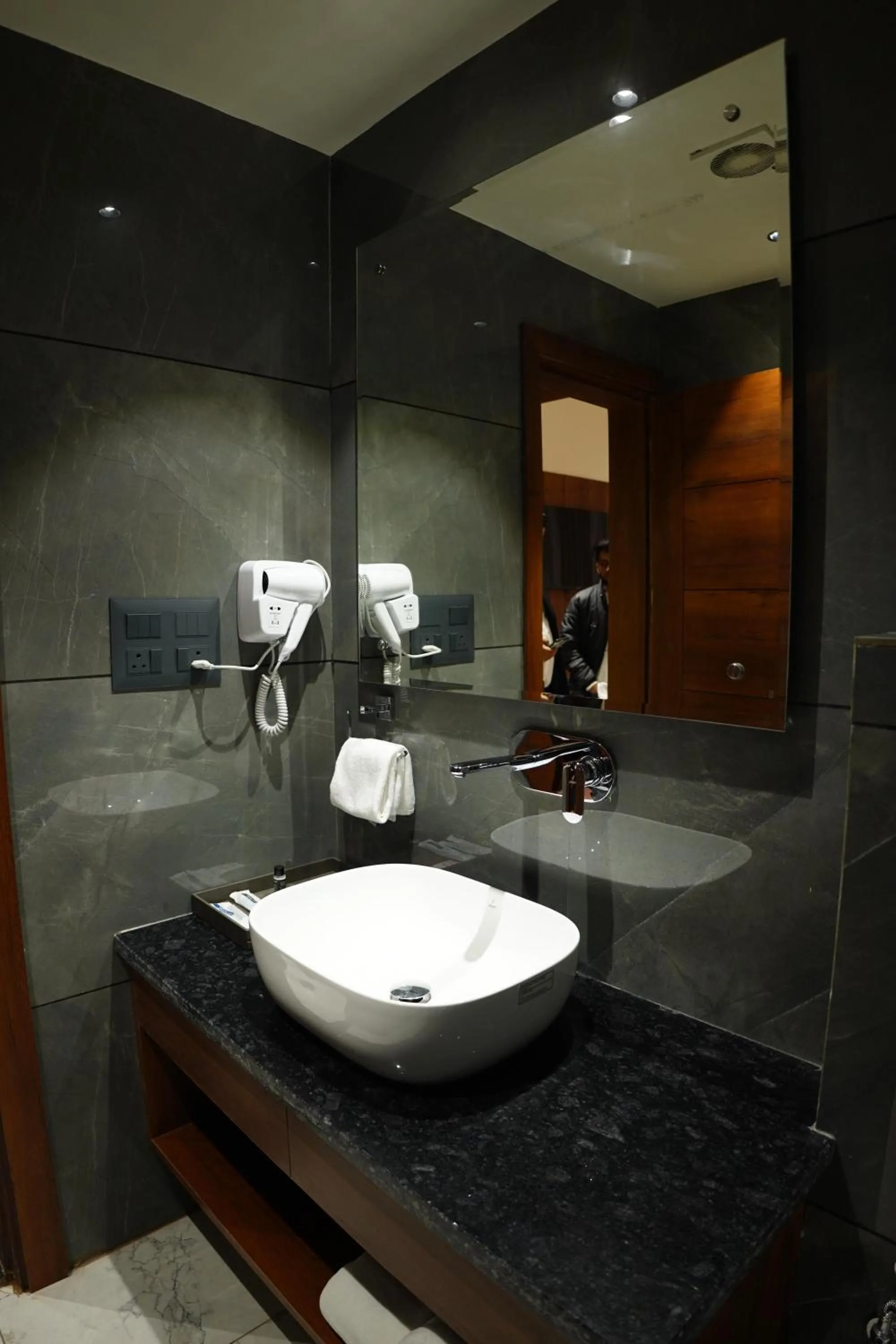 The Royal Velvet Hotel & Resort