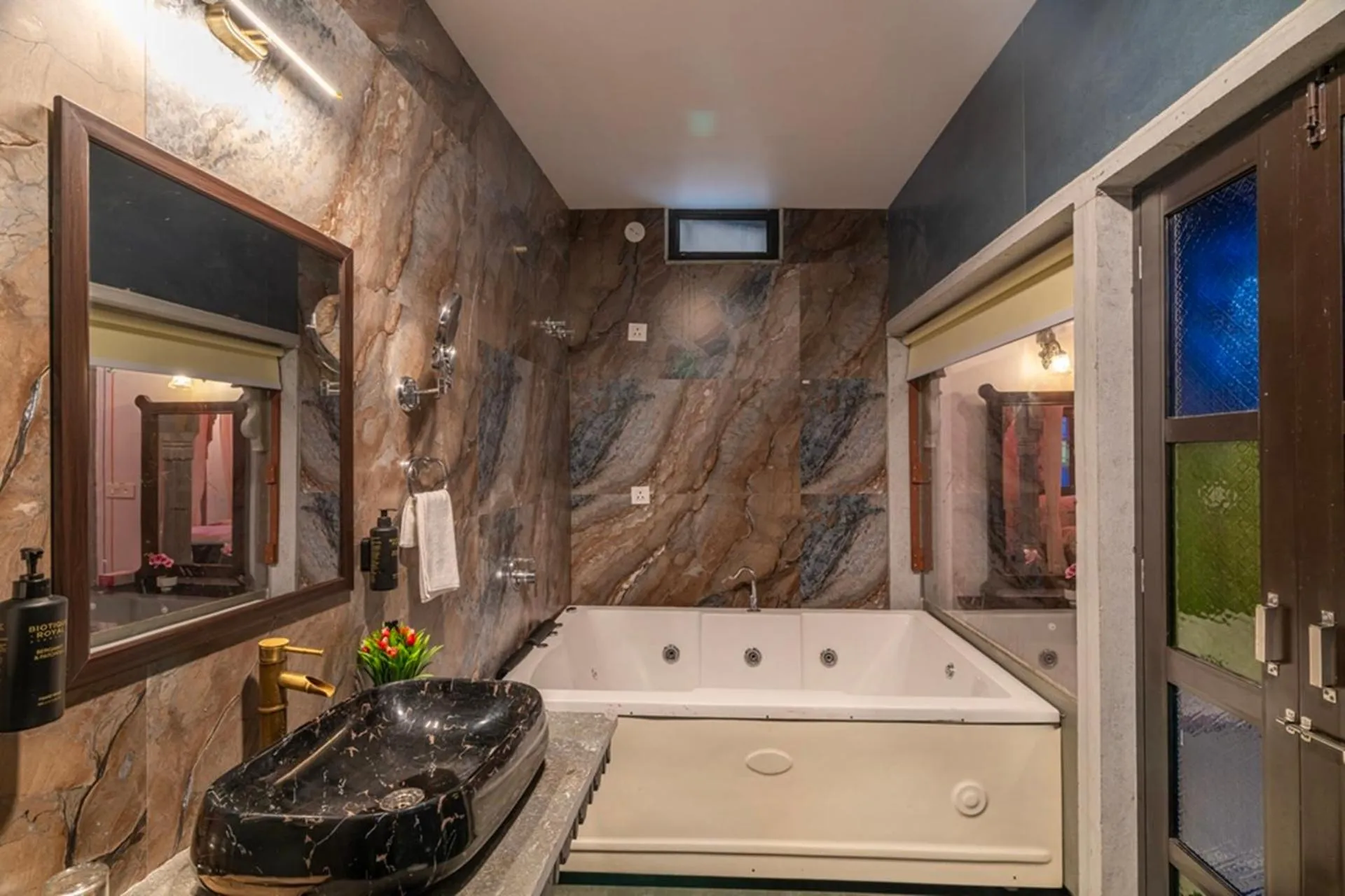 Hot Tub in Indulge Udaipur by Pack