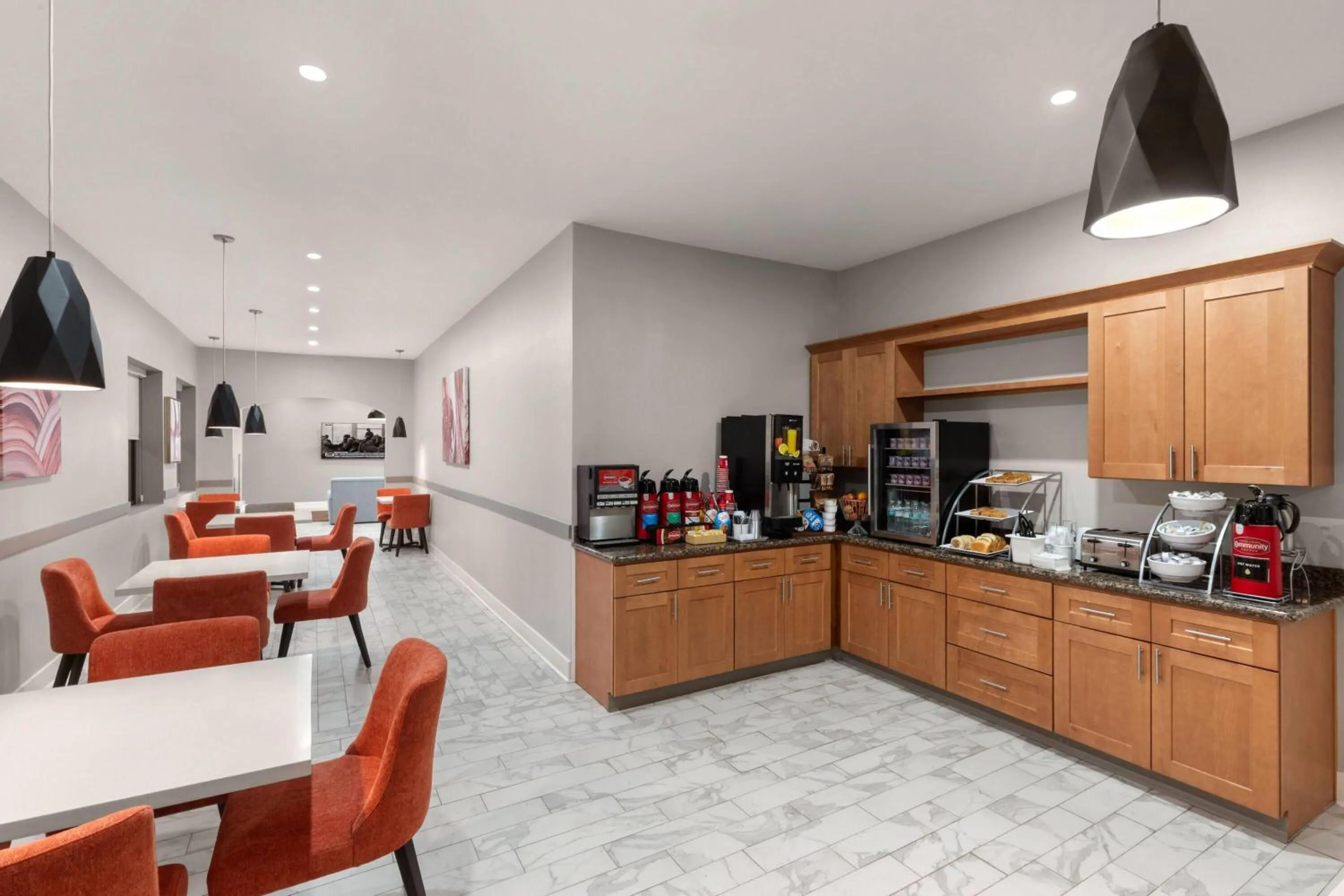 Breakfast in Days Inn by Wyndham Kenner/New Orleans Airport South