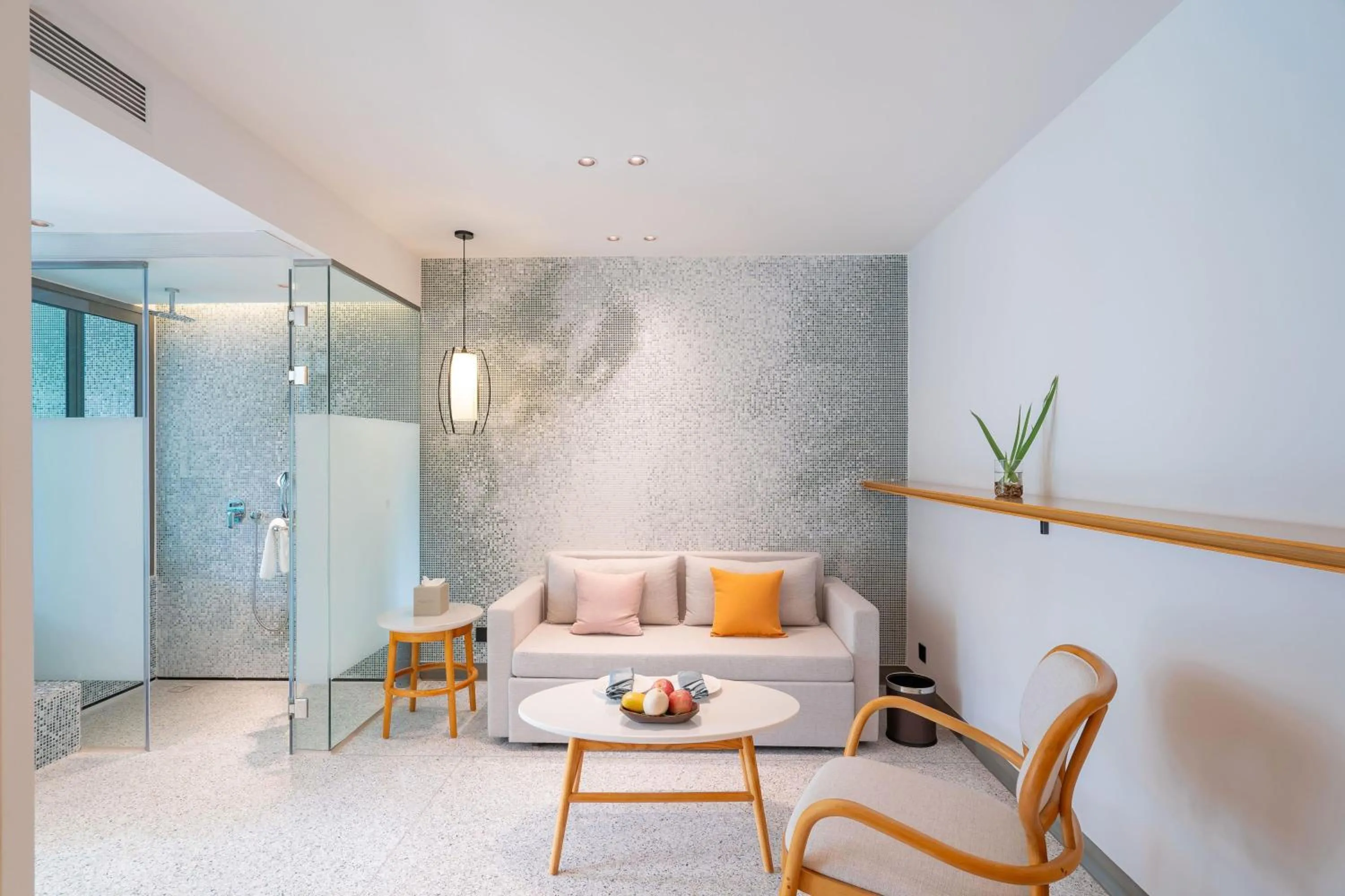 Photo of the whole room in Wyndham Garden Phuket Kamala