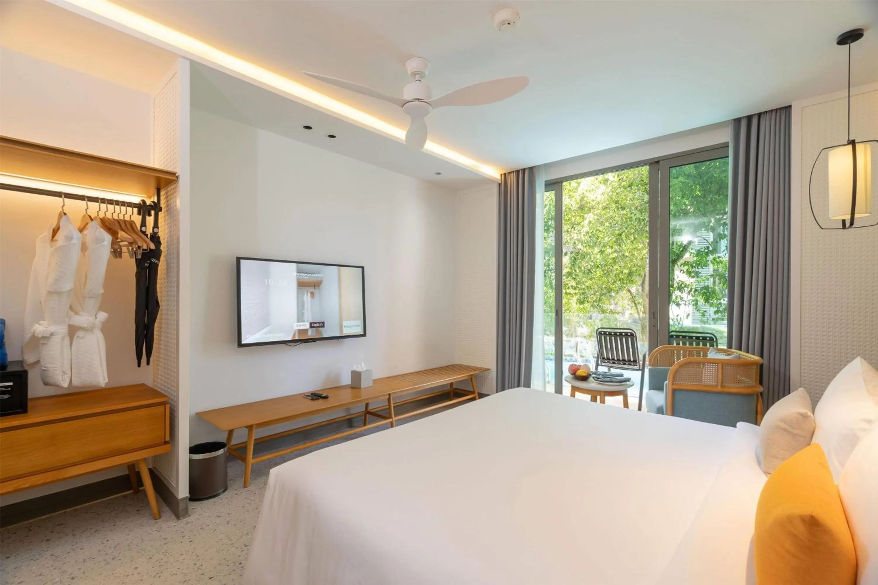 Photo of the whole room, Bed in Wyndham Garden Phuket Kamala