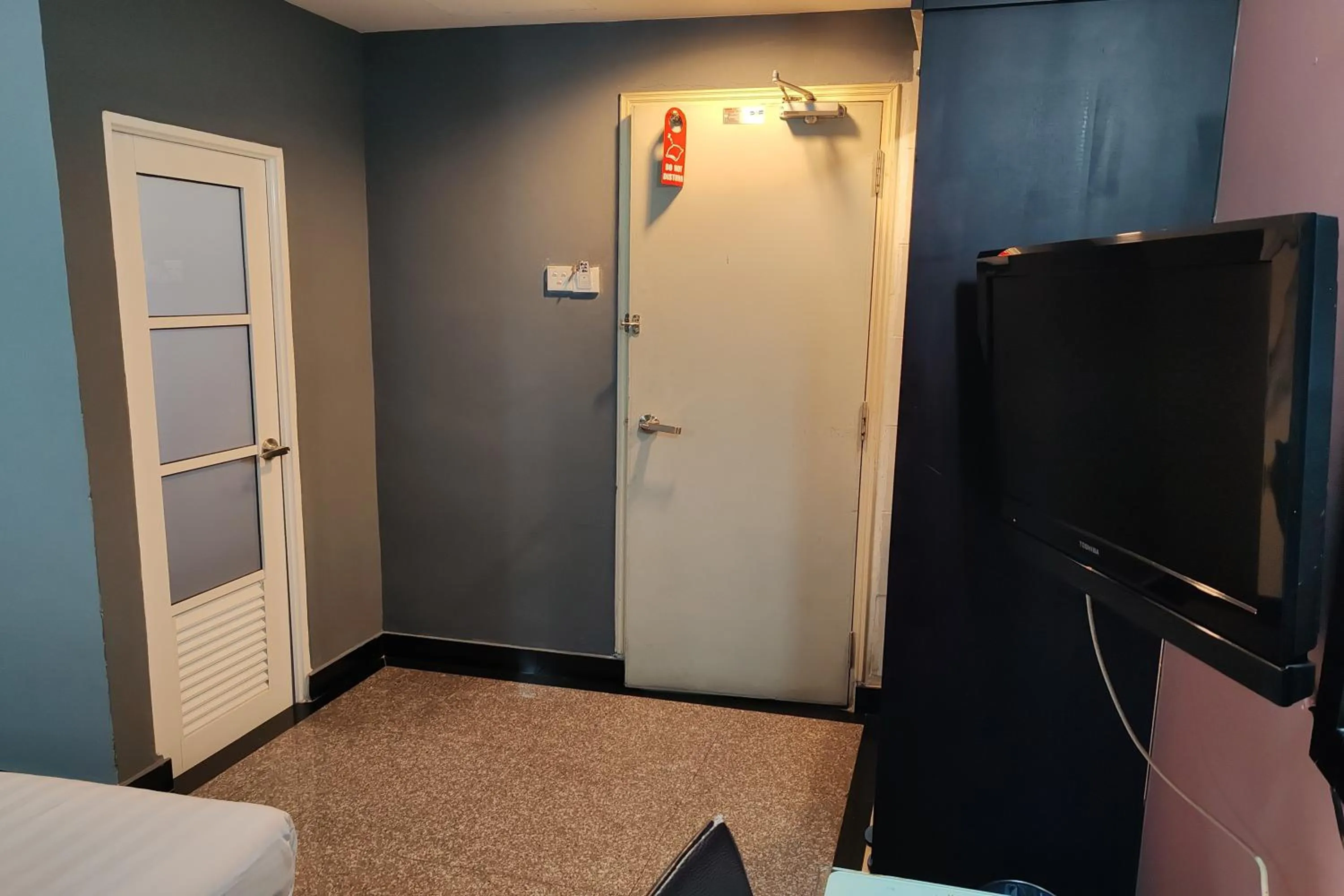 TV and multimedia in Hotel Sri Puchong