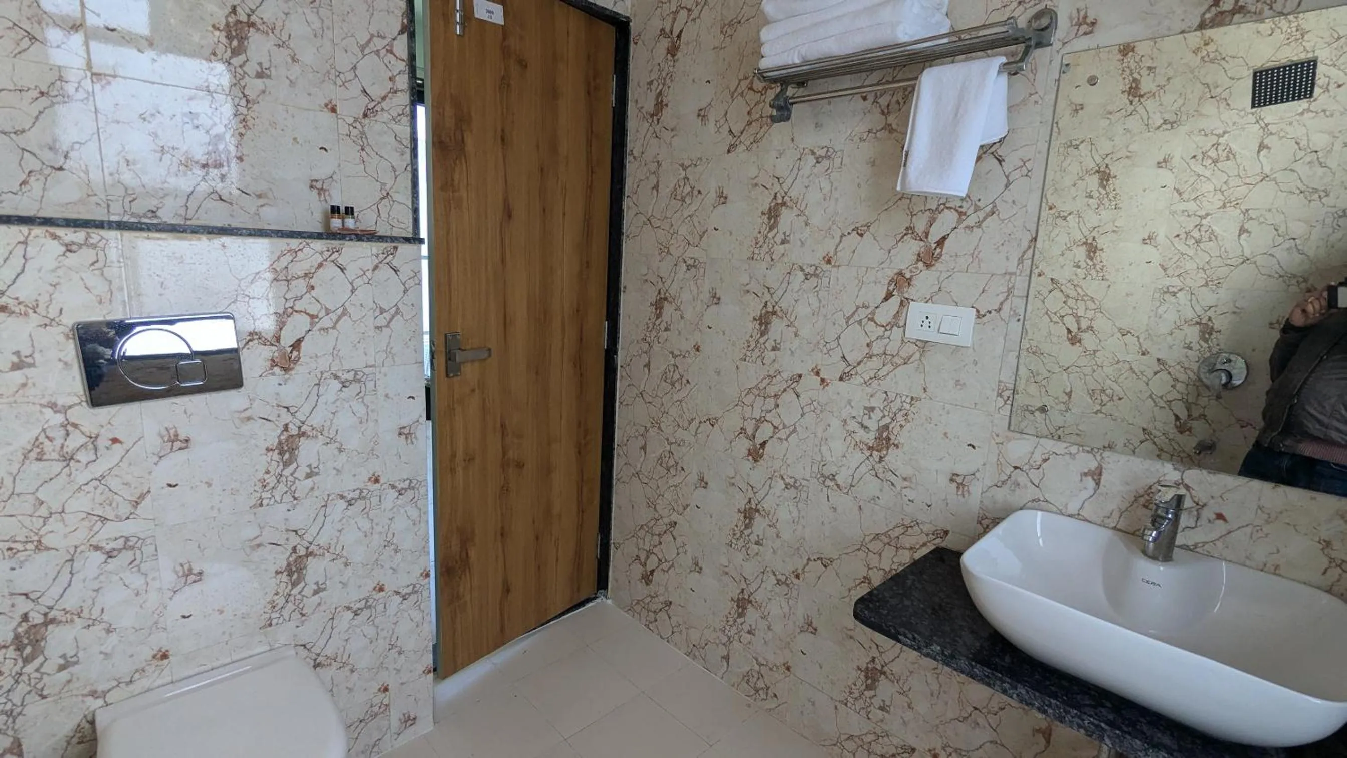 Bathroom in MAHA RAAS A unit of RAAS LEELA Hotels and Resort