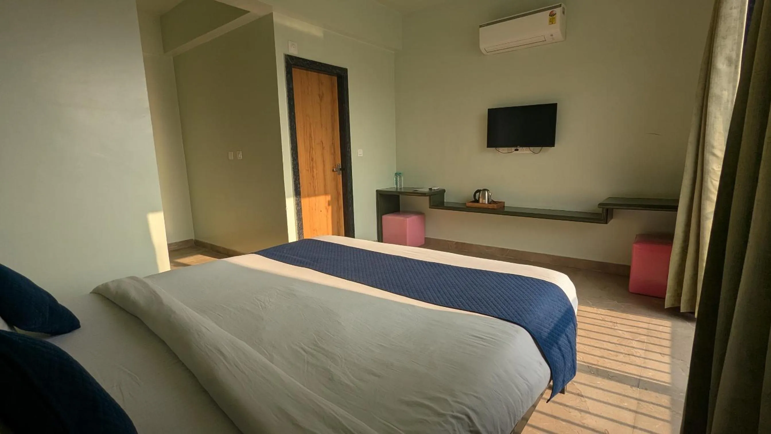 MAHA RAAS A unit of RAAS LEELA Hotels and Resort