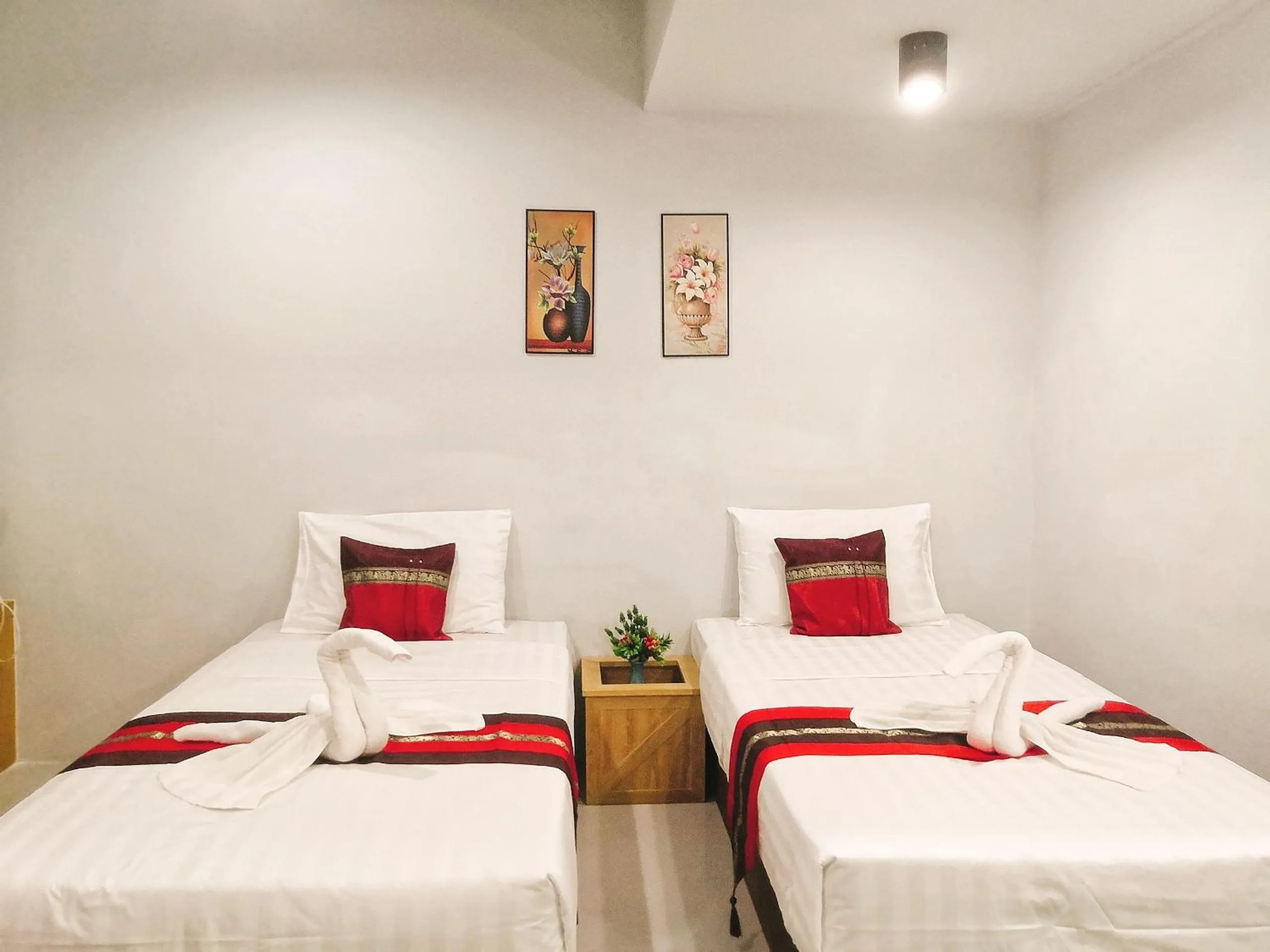 Bed in Little Lanna Guesthouse