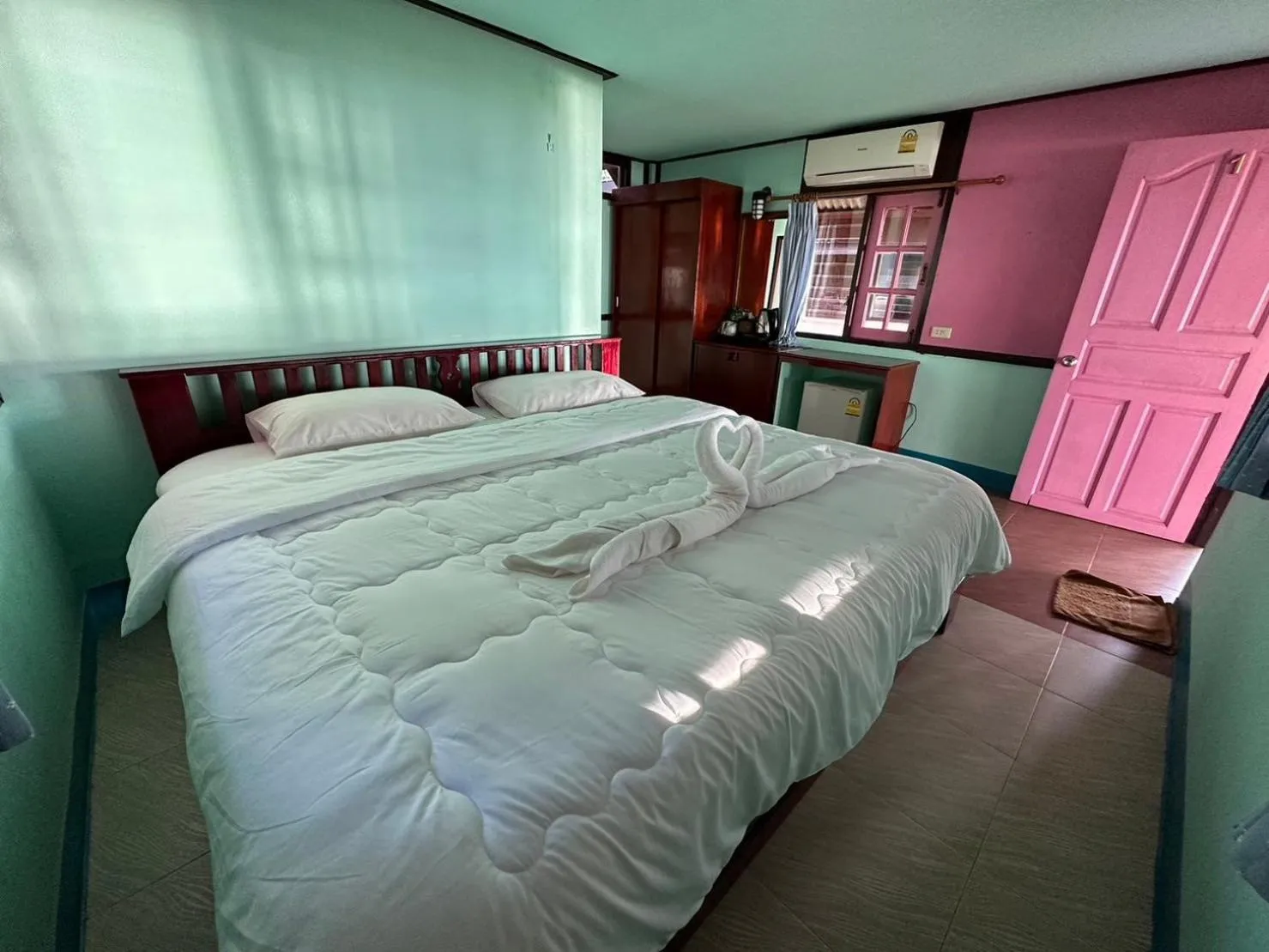 Bed in Yataa Spa and Resort