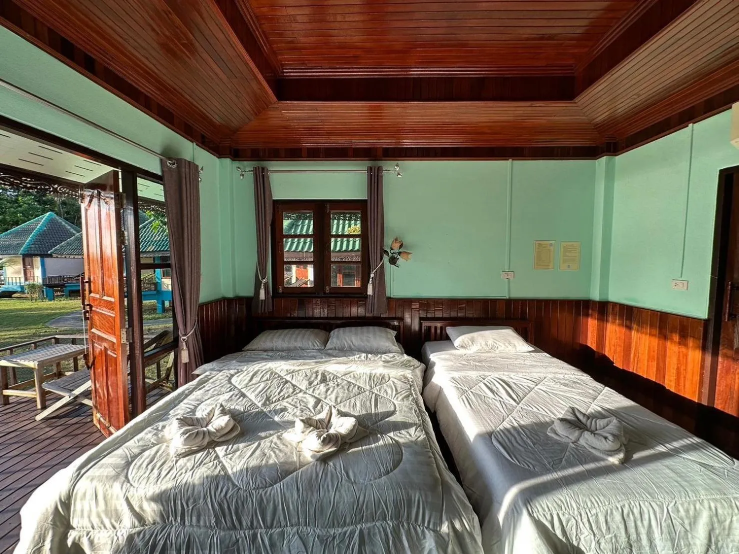 Bed in Yataa Spa and Resort