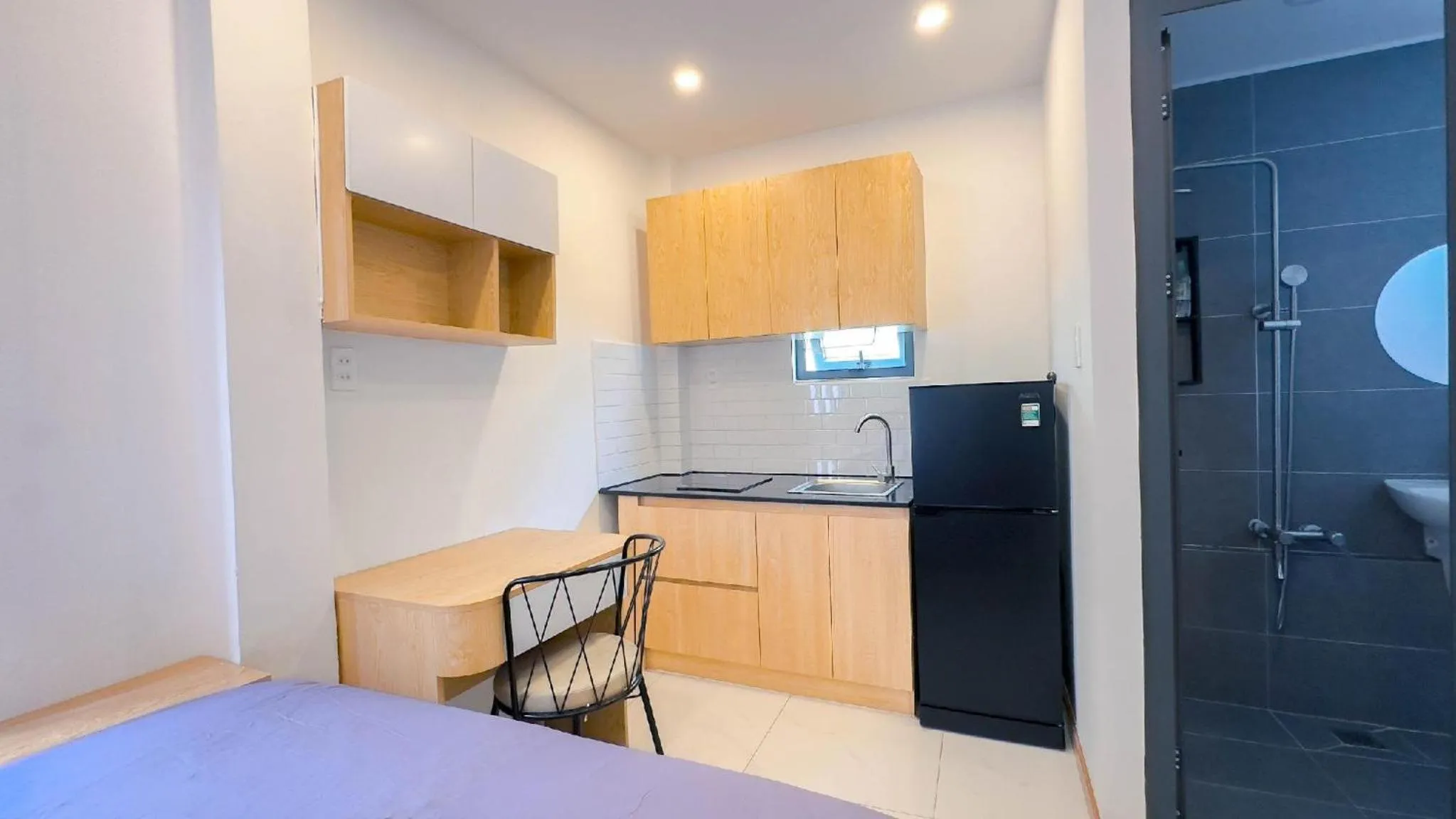 Lunaria Maison - Local Side