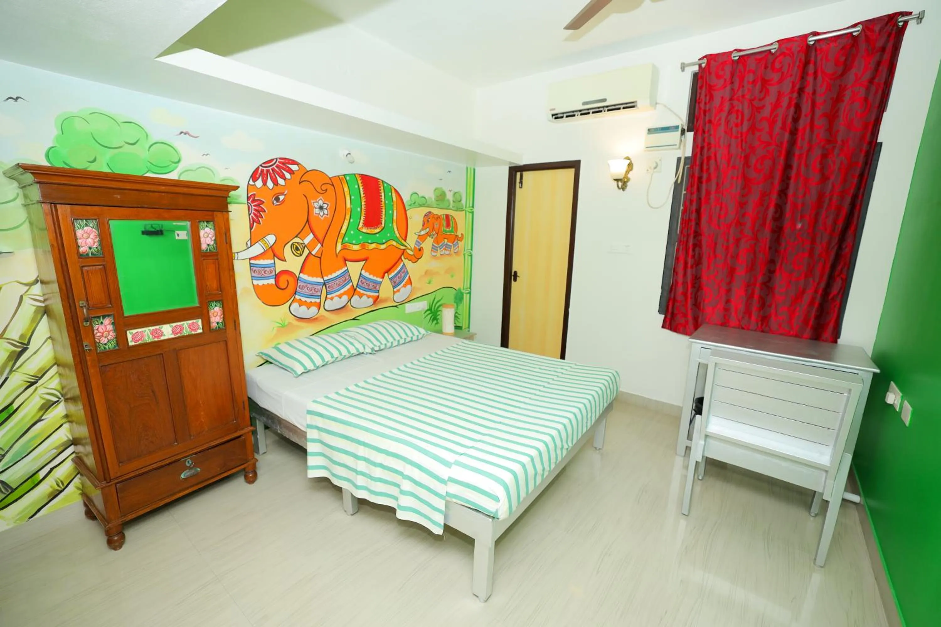 Bed in La Maison Radha