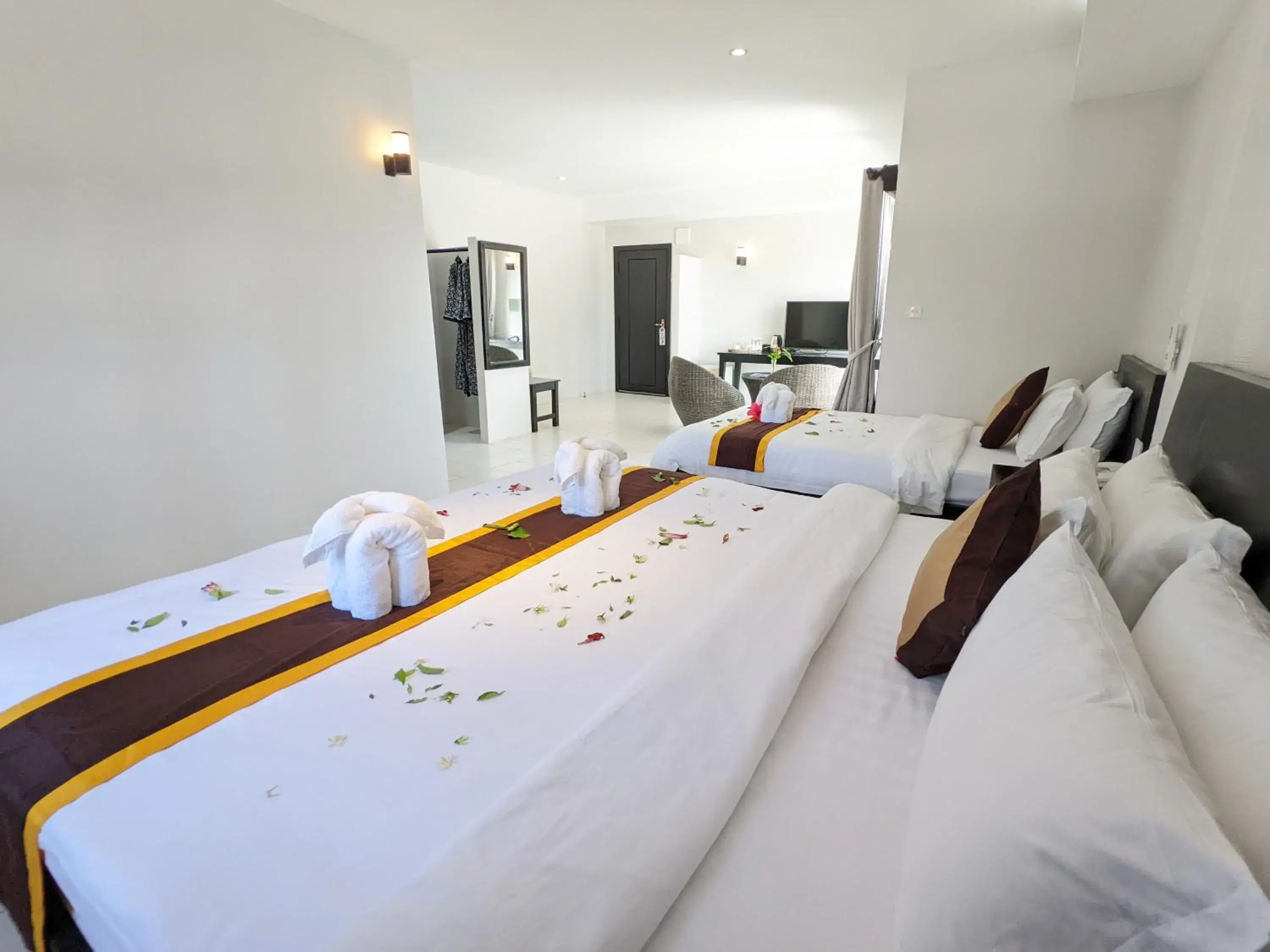 Family Mountain View With Private Balcony in Mary Beach Hotel & Resort Family Mountain View With Private Balcony in Mary Beach Hotel & Resort