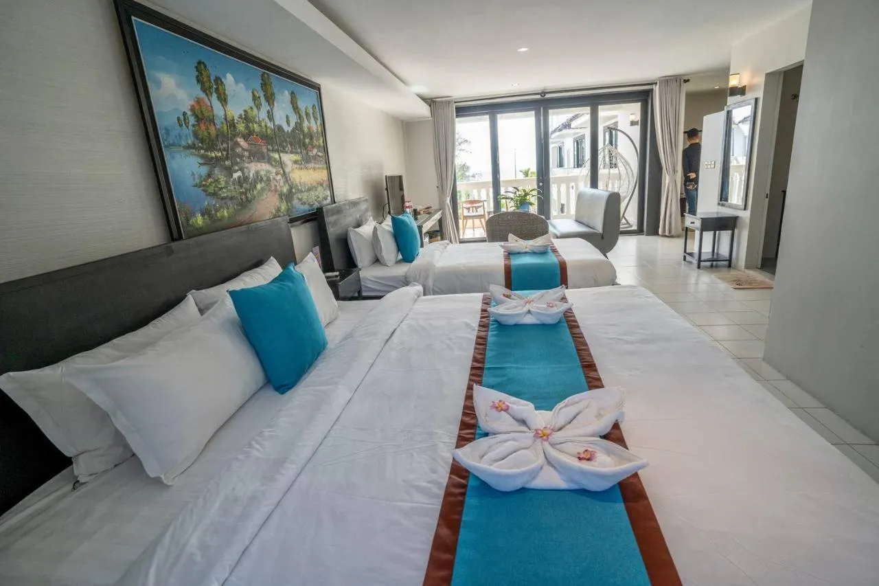 View (from property/room), Bed in Mary Beach Hotel & Resort