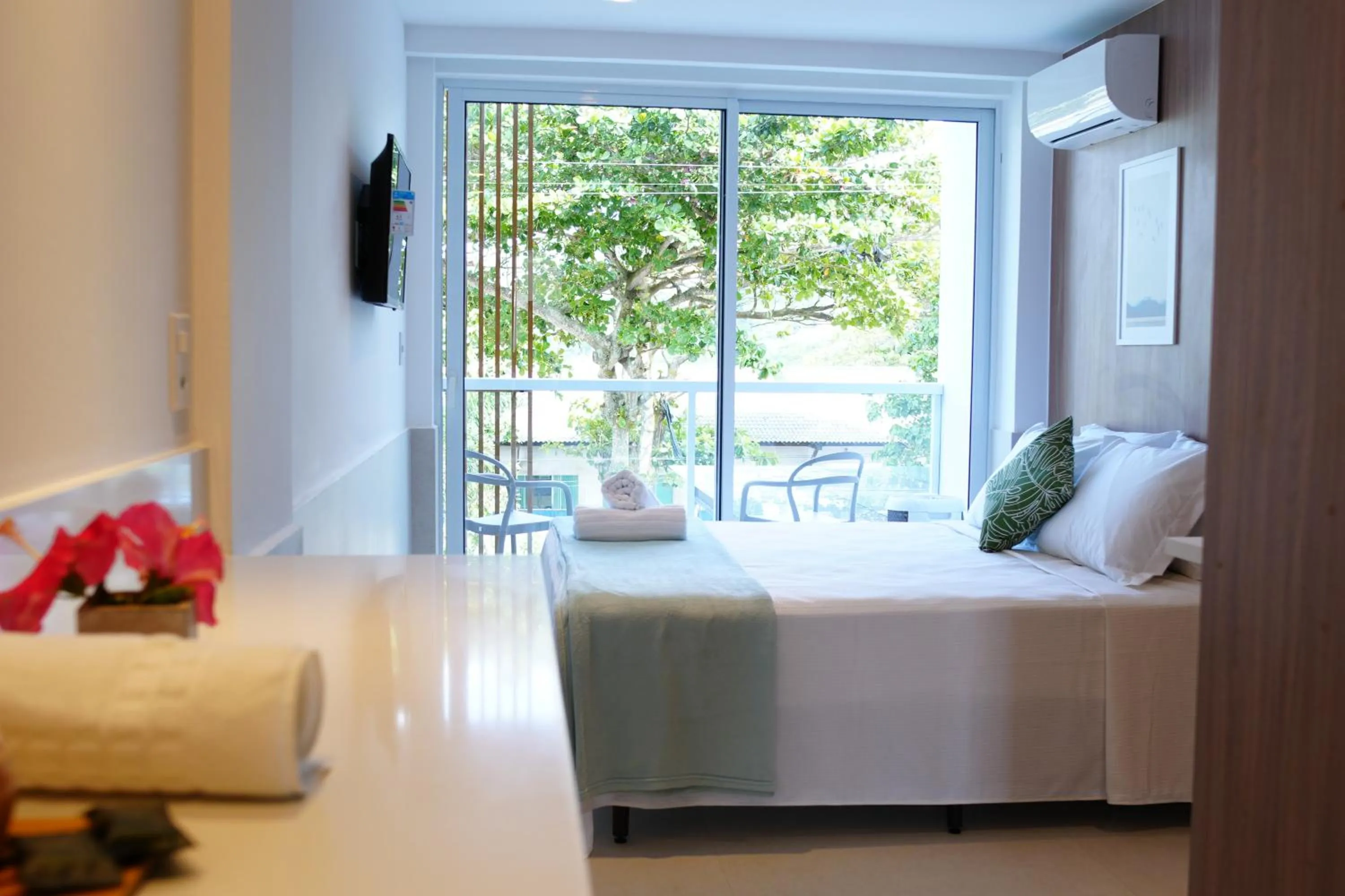 View (from property/room), Bed in Arraial Concept Hotel