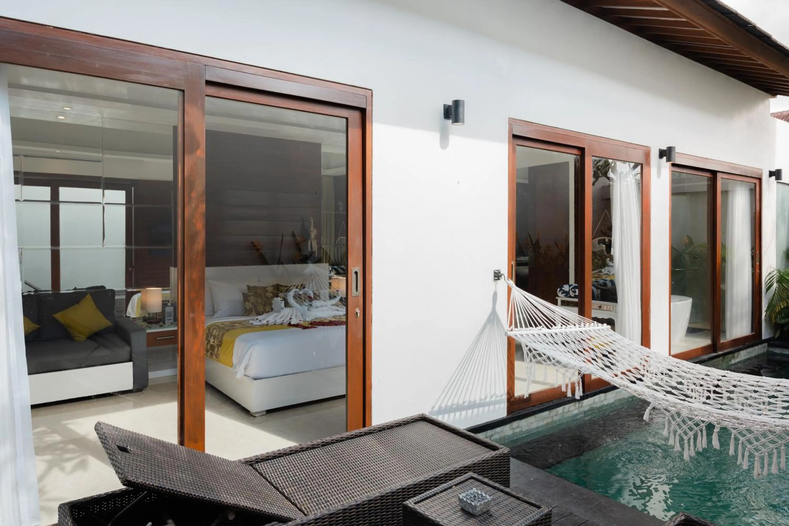 Swimming pool in Anari Villas Kuta by The Wina Resorts