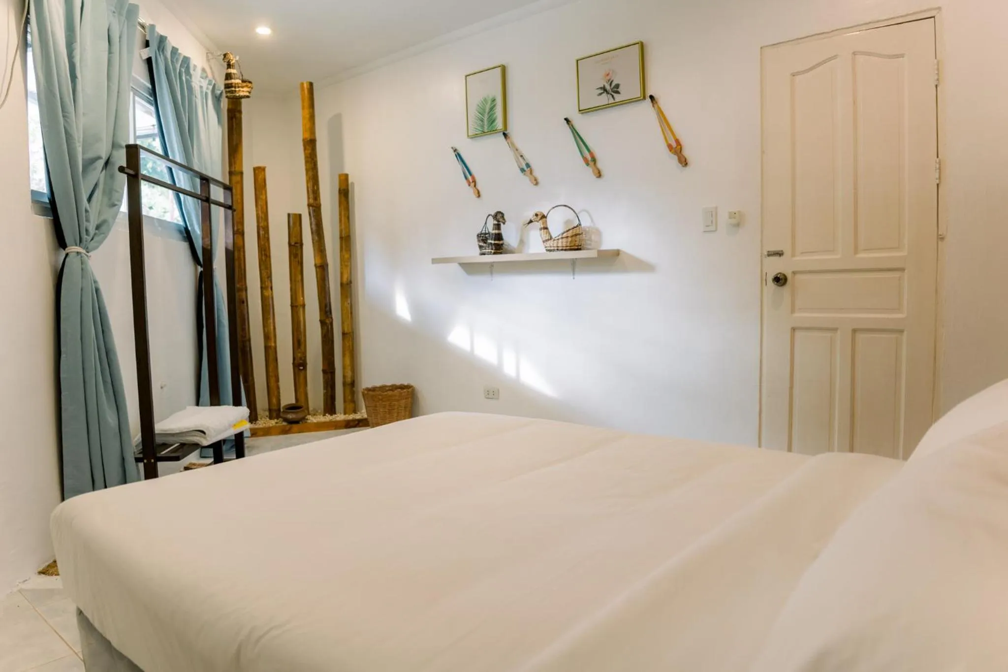 Photo of the whole room, Bed in 8 Plus Beach Resort