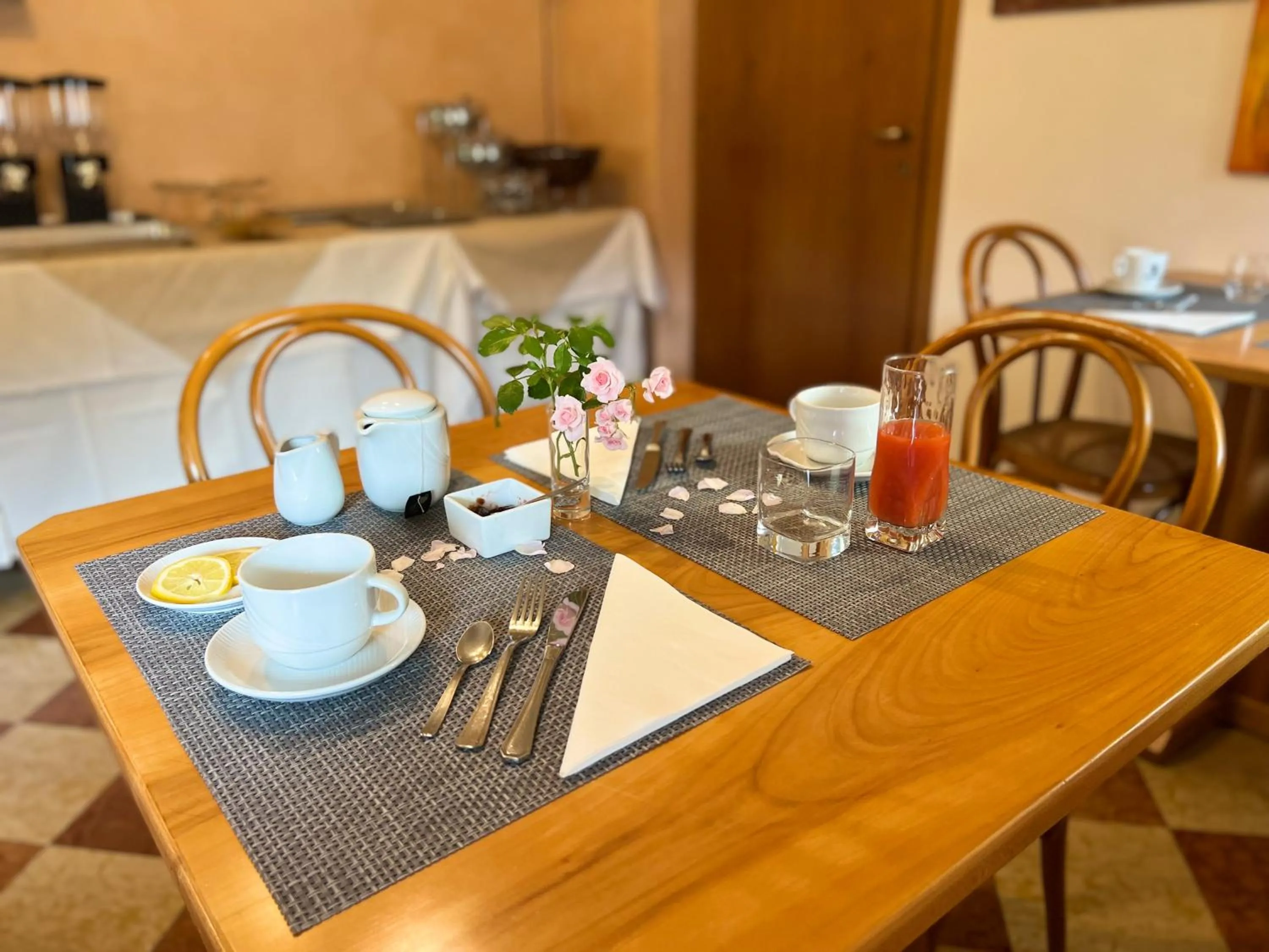 Coffee/tea facilities in Hotel Marina