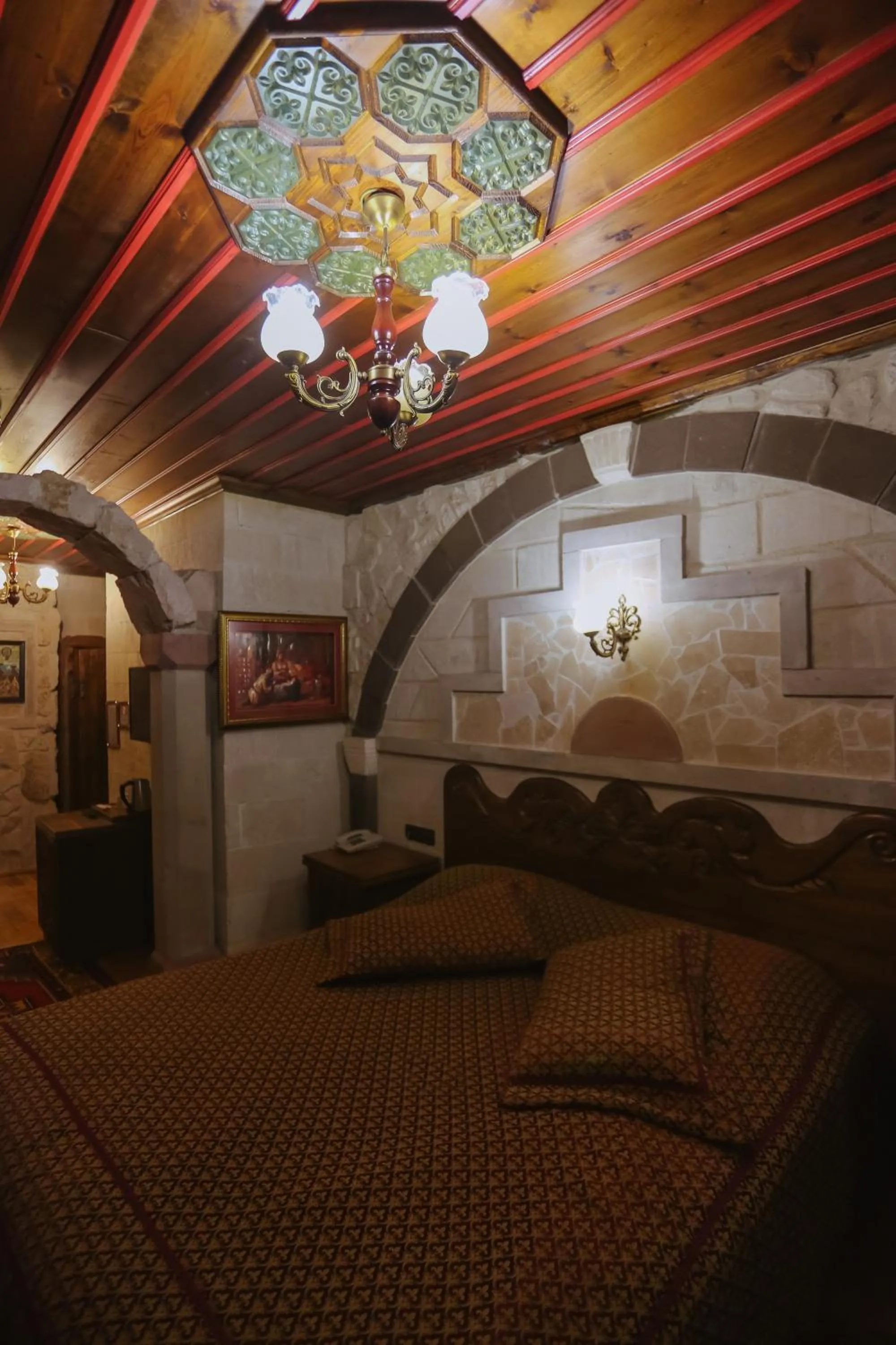 Photo of the whole room, Bed in Alaturca House