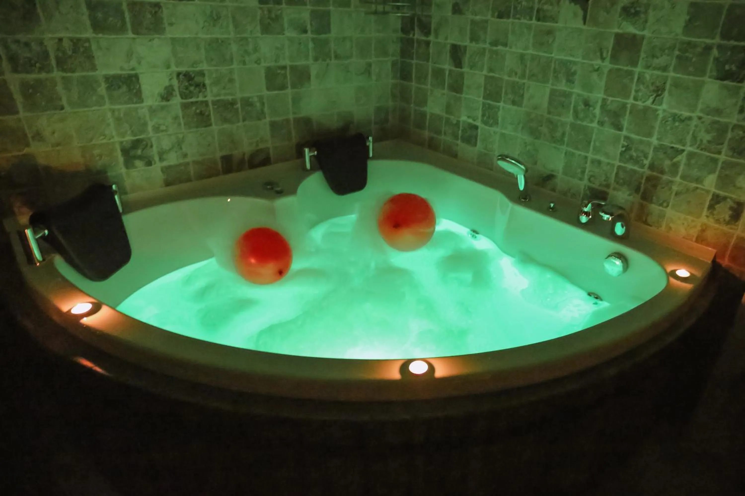 Hot Tub in Alaturca House