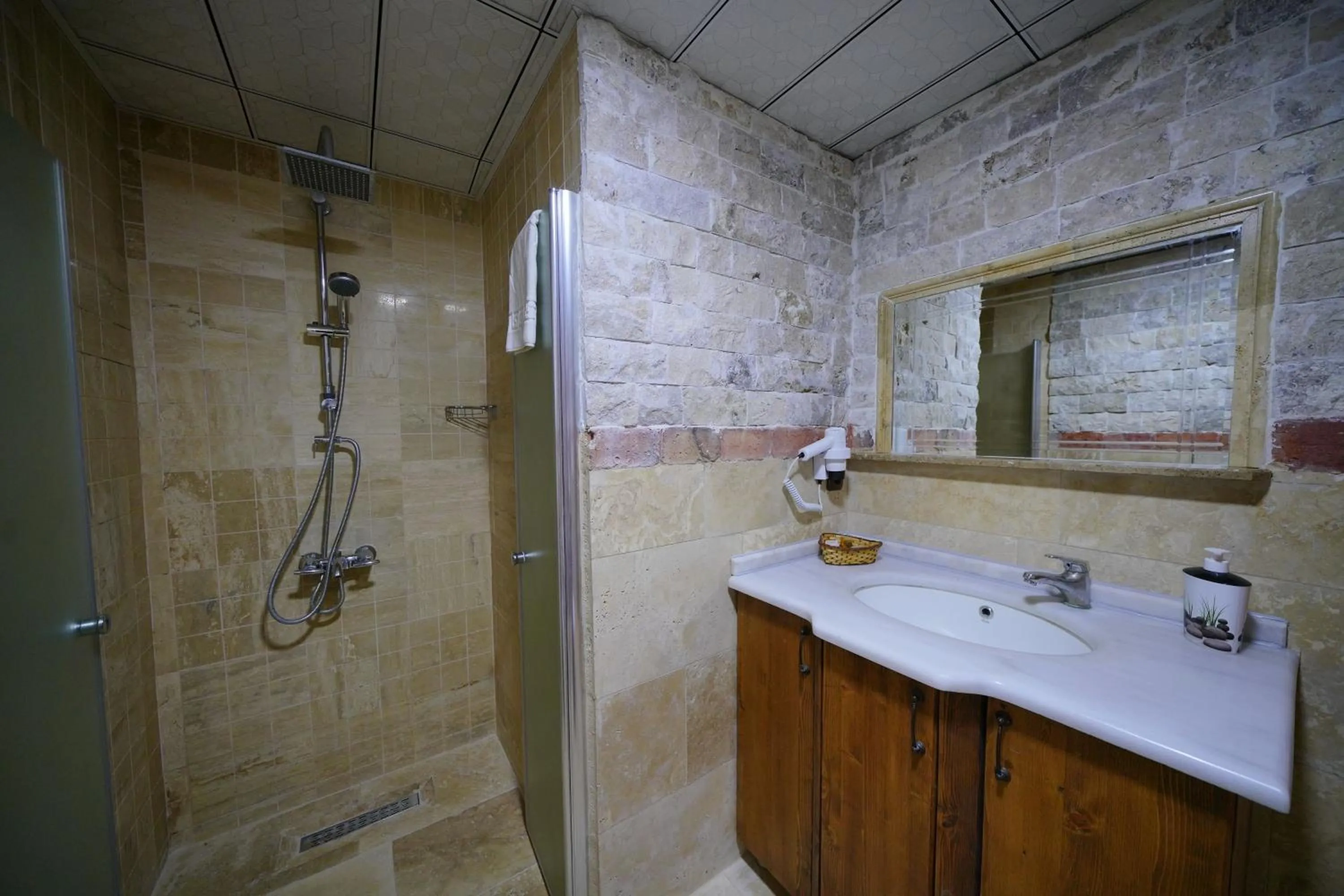 Bathroom in Alaturca House