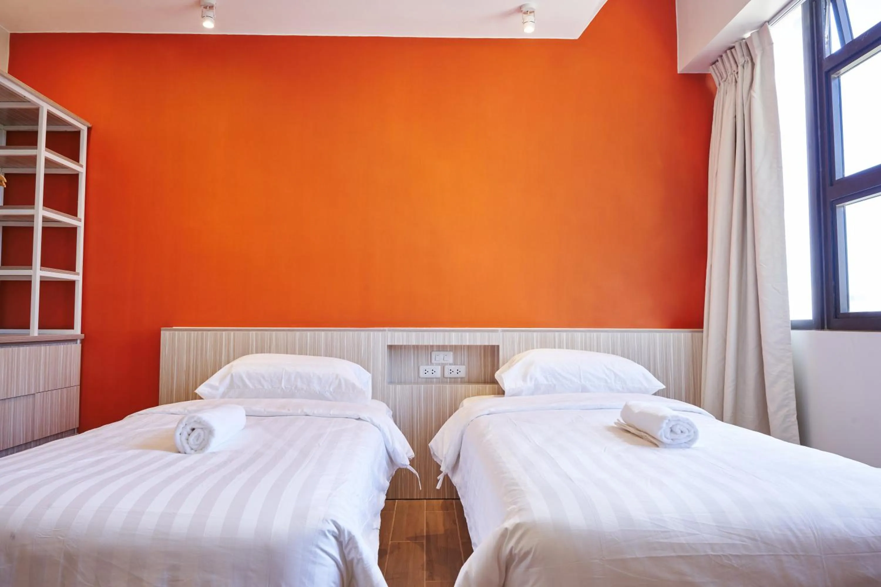 Bed in Treewoods Residences