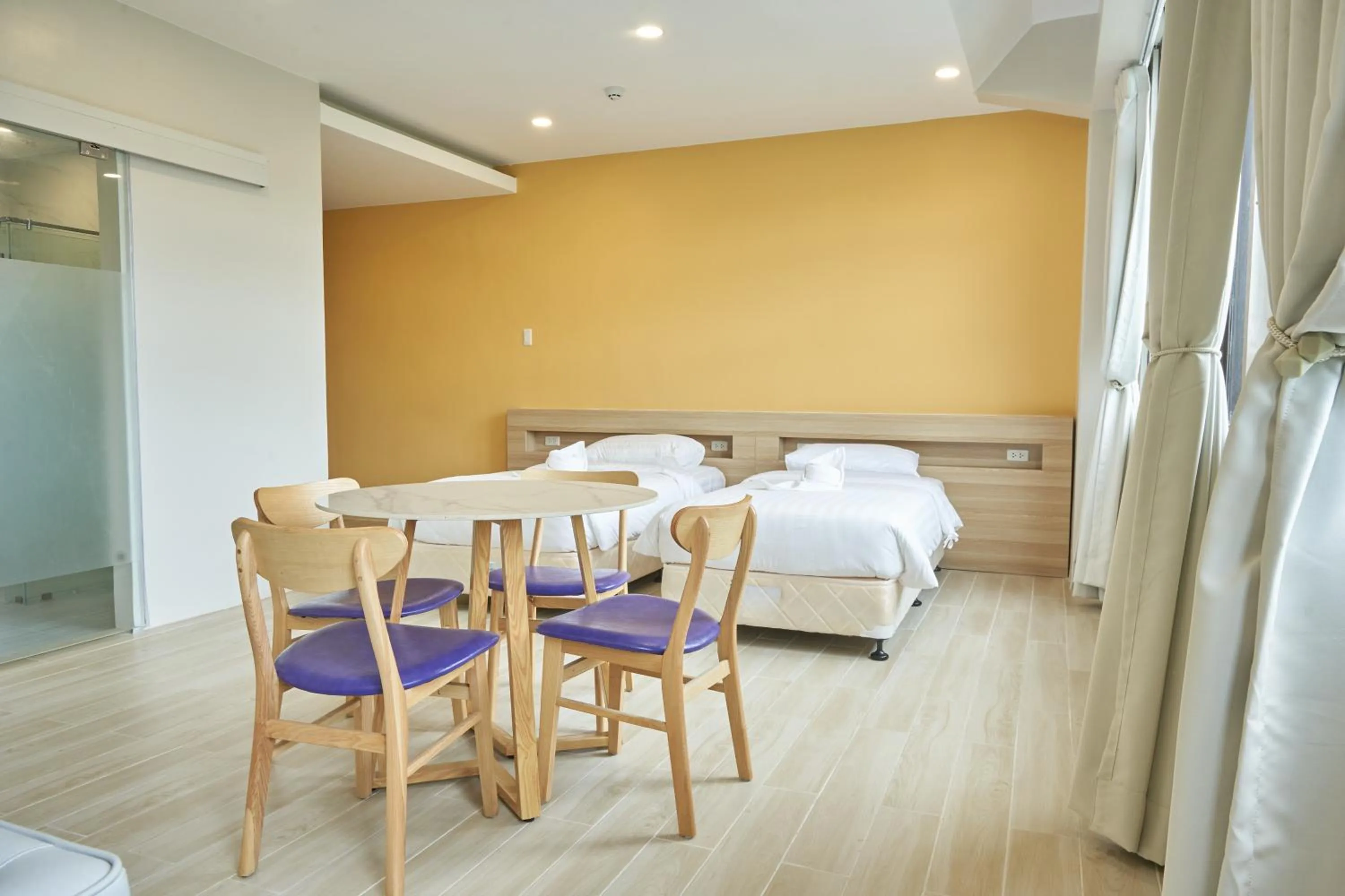 Bedroom, Bed in Treewoods Residences