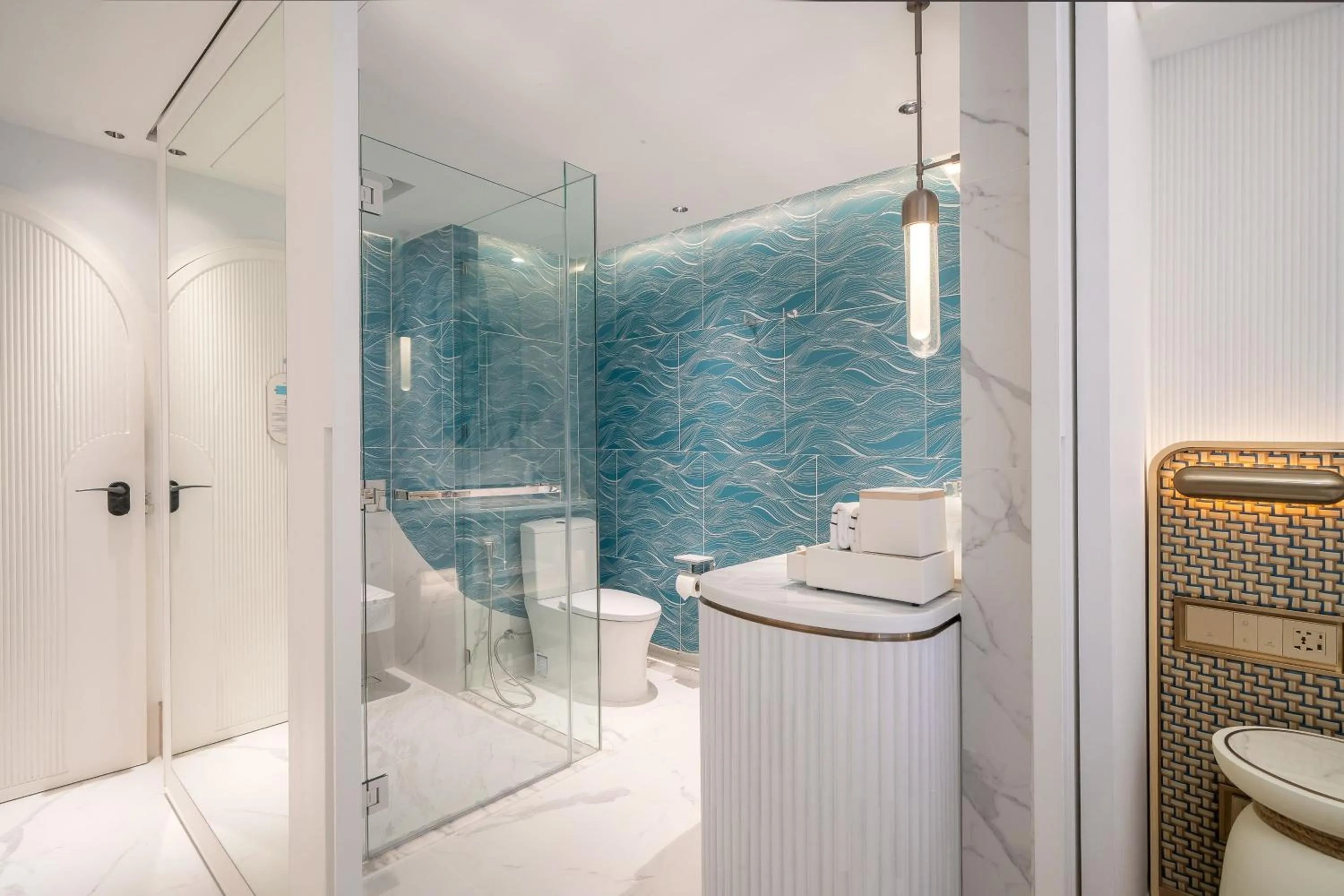 Shower in Meliá Pattaya Hotel